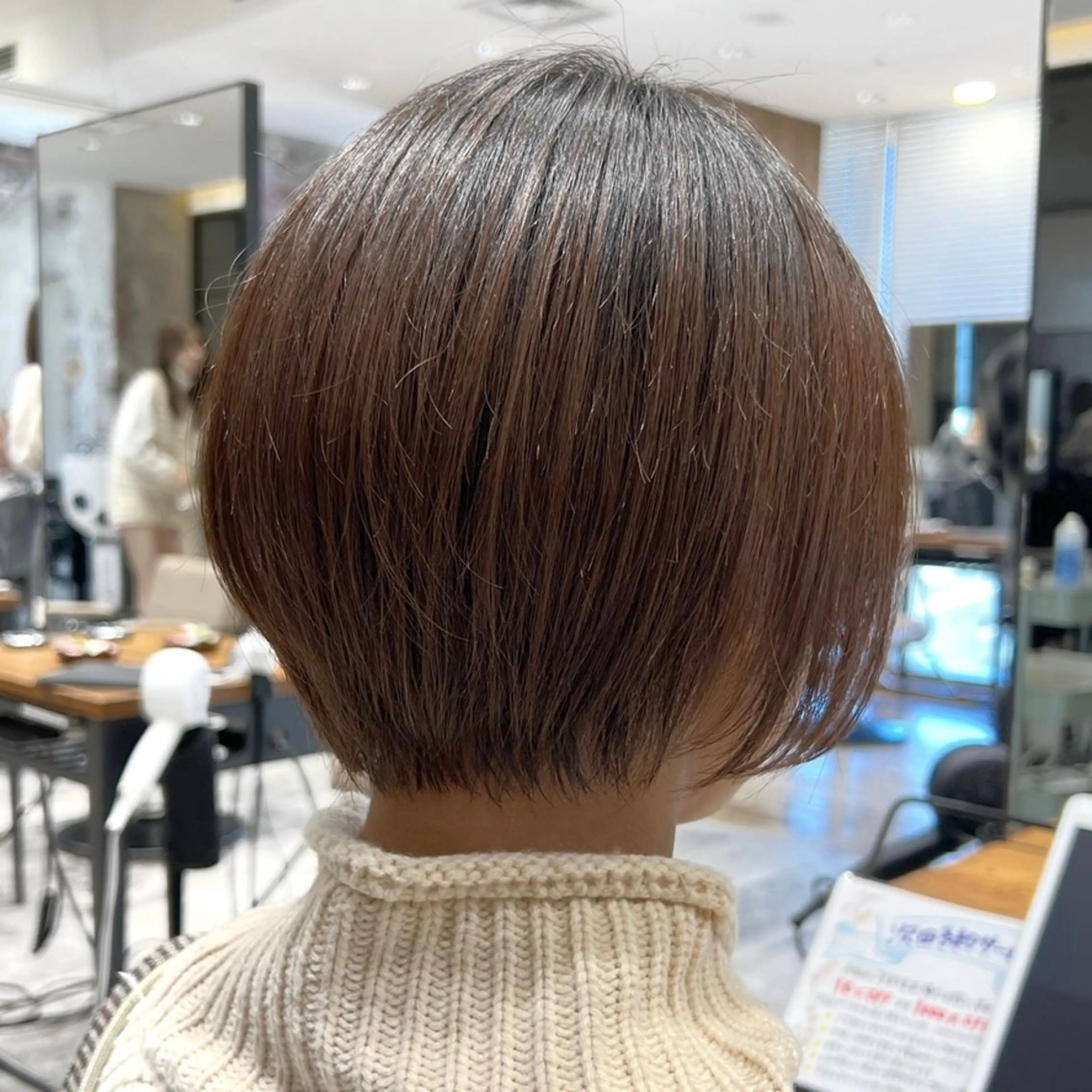 ショート カット トリートメント 💍新宿ショート 💍岩田莉奈のヘアスタイル