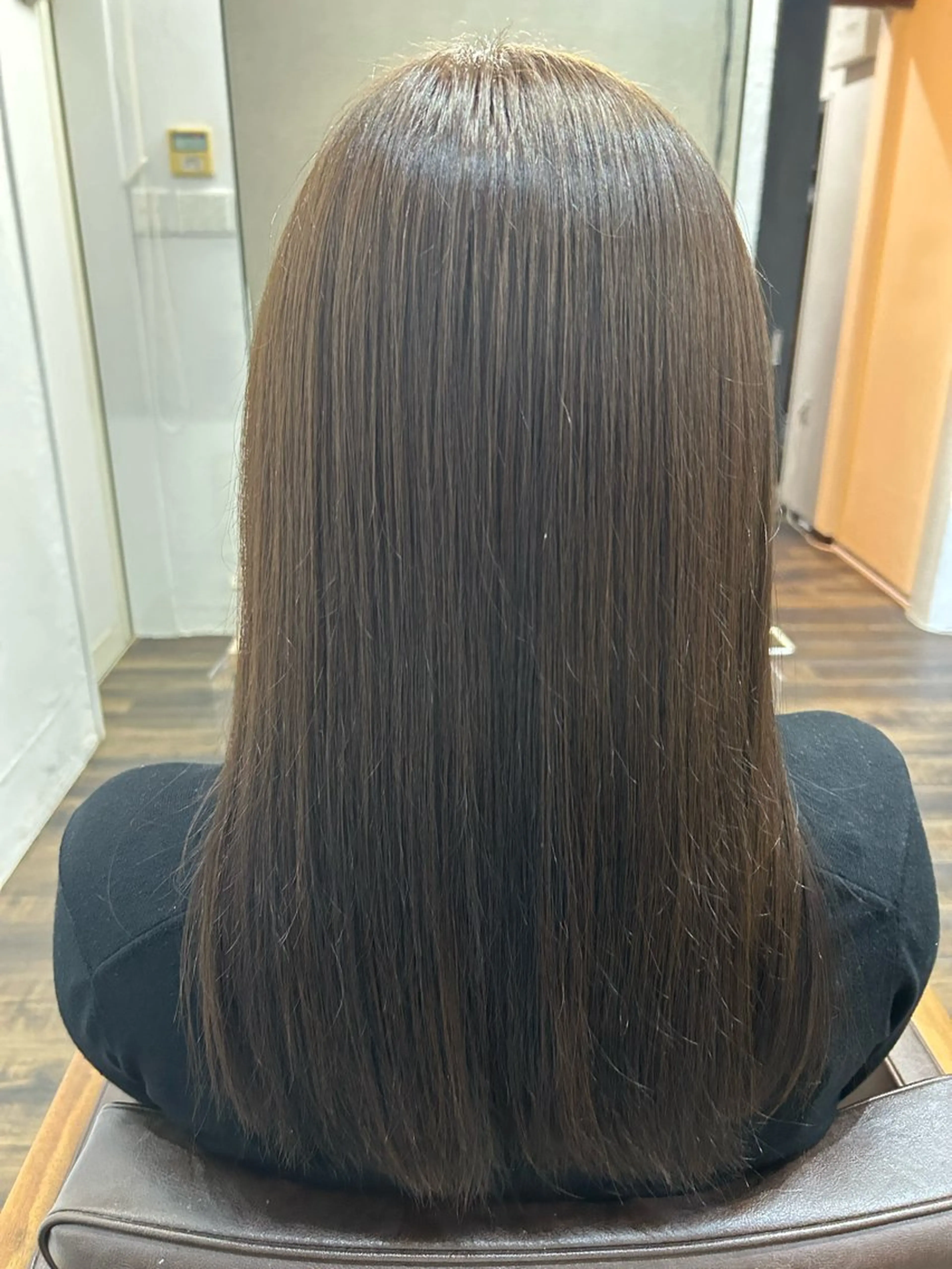 セミロング 縮毛矯正 フルヤ タクミのヘアスタイル