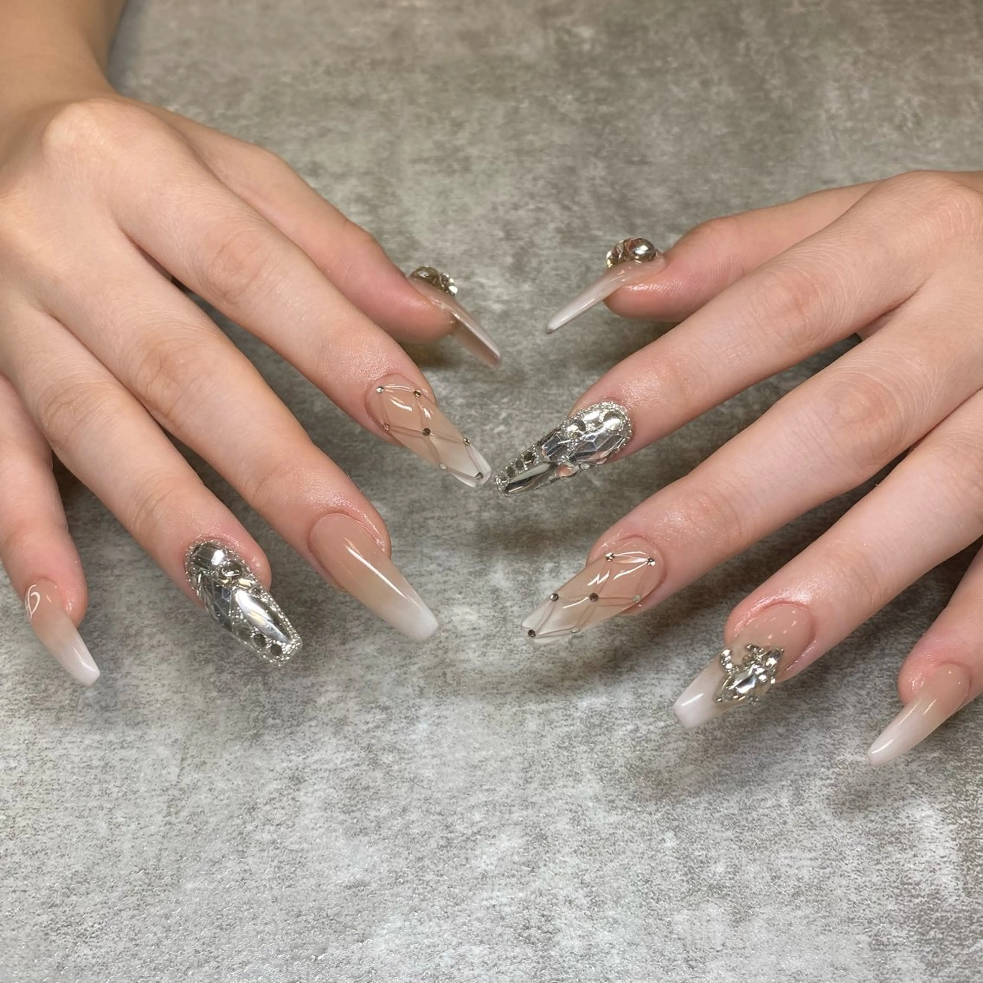 ネイル ハンドネイル いのうえ もえせのネイルデザイン