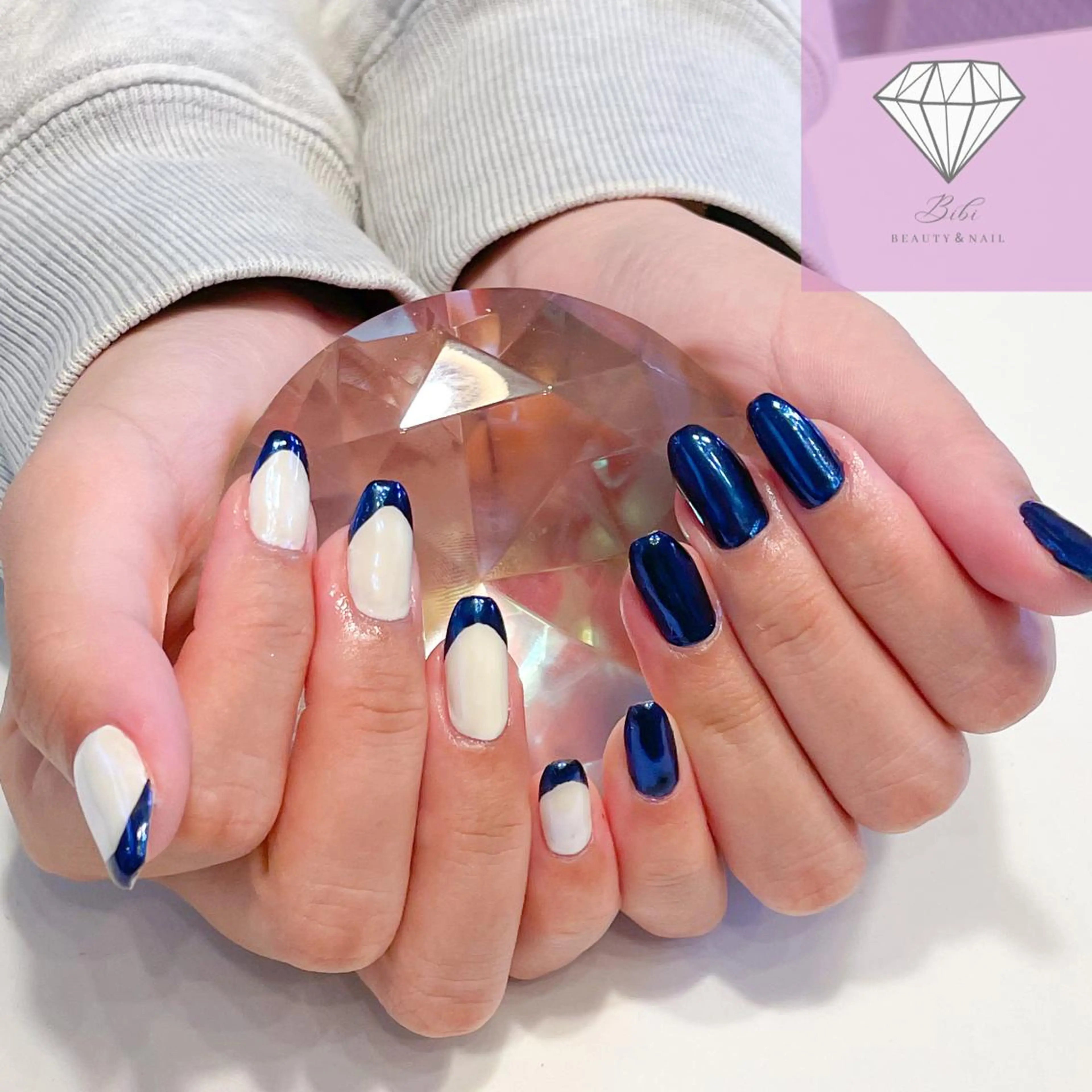 ネイル オーロラネイル ブルー フレンチネイル ミラーネイル ワンカラーネイル ハンドネイル ネイルサロン💎 Bibiのネイルデザイン