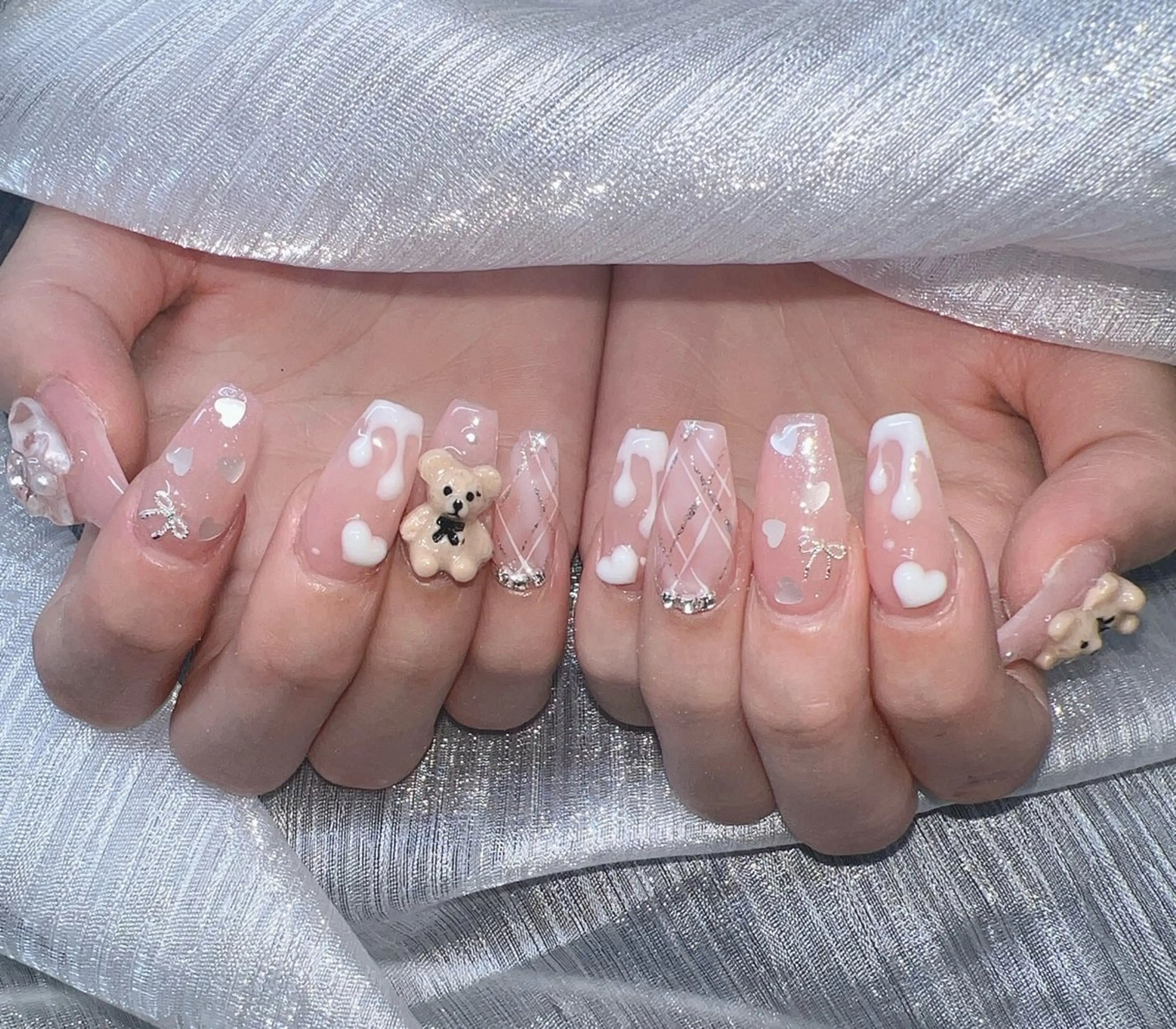 ネイル ハンドネイル Lee Nailsのネイルデザイン