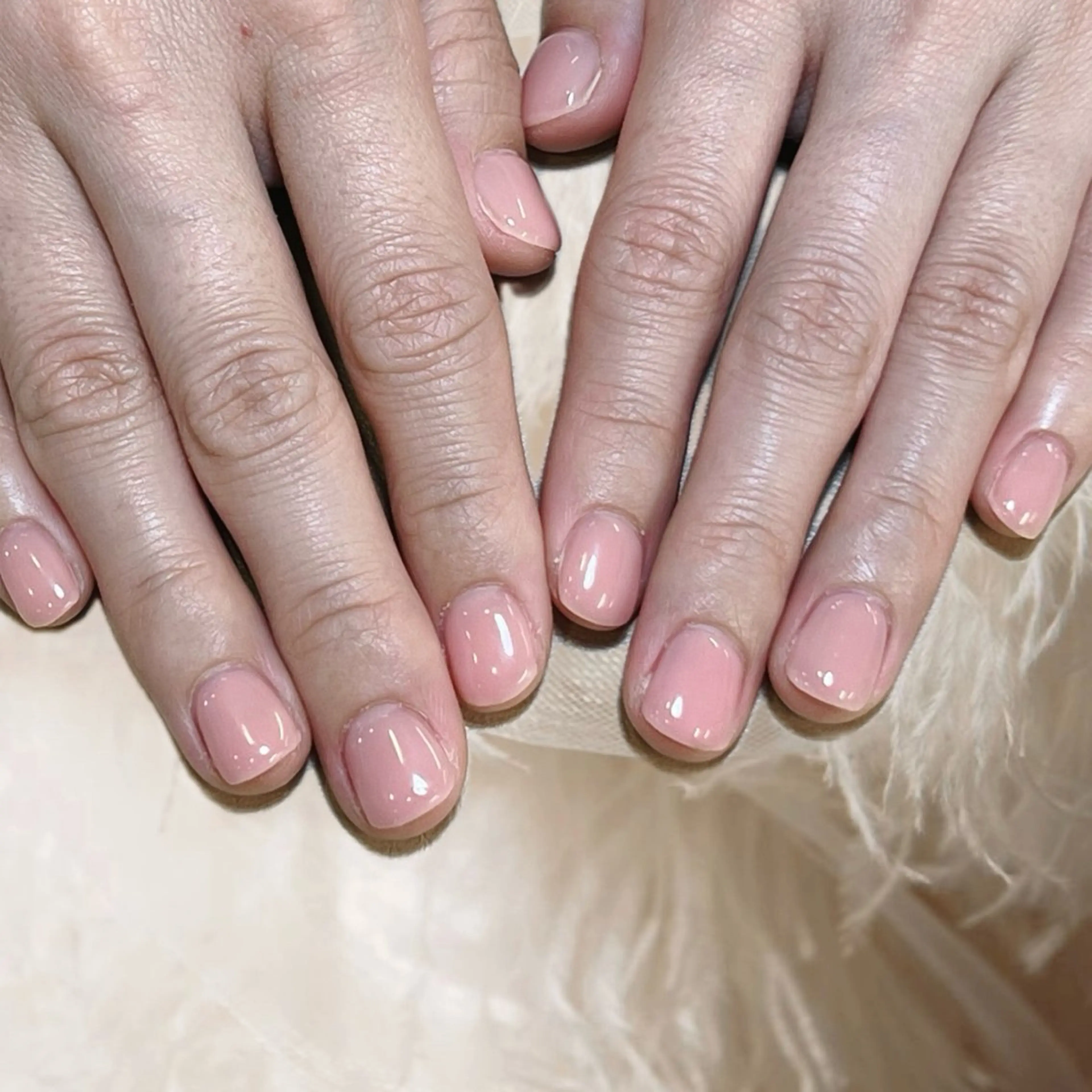 カラー Luana /Anjuのネイルデザイン