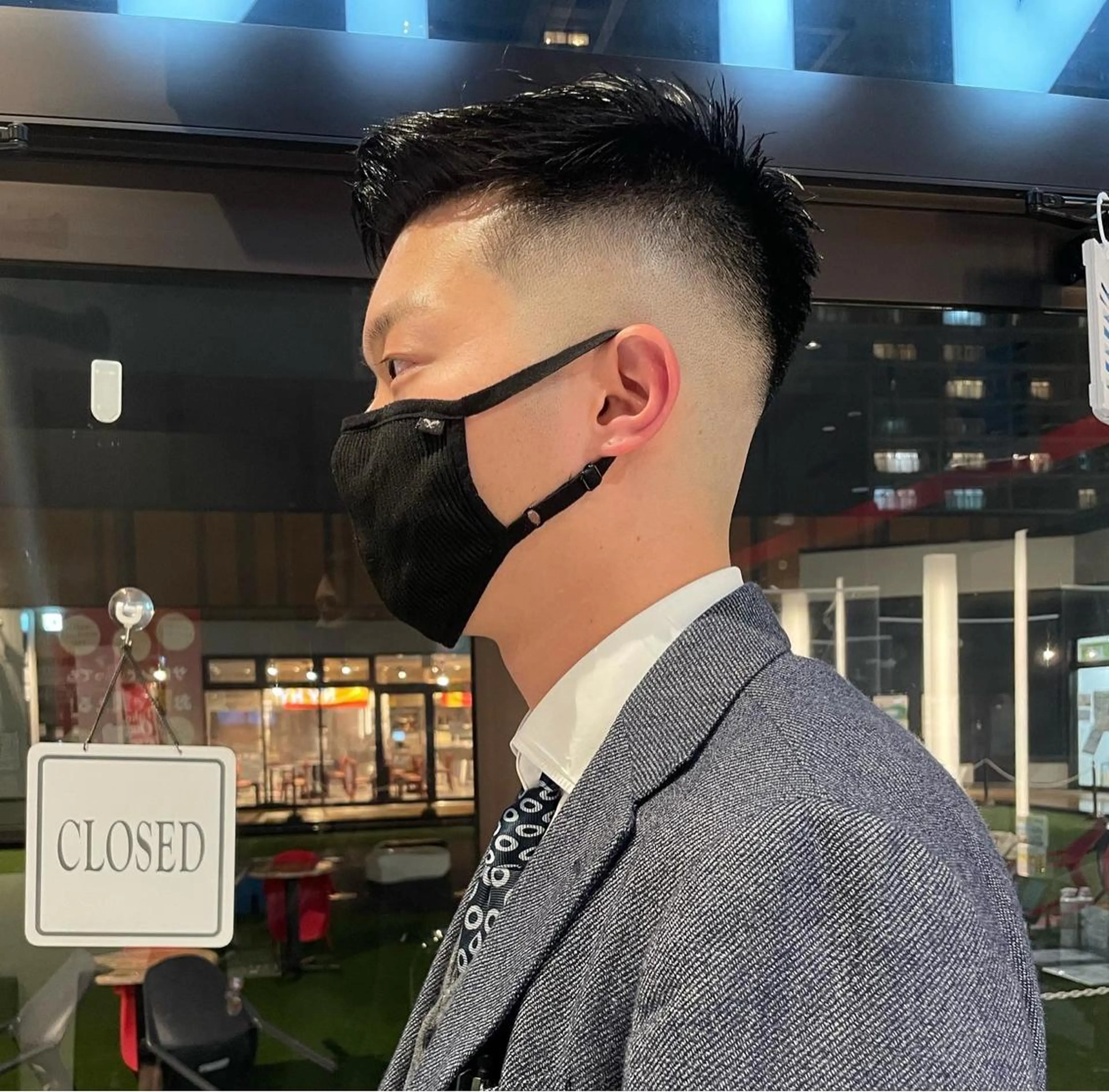 ショート メンズ フェードカット メンズヘア特化 崎田 成人のヘアスタイル