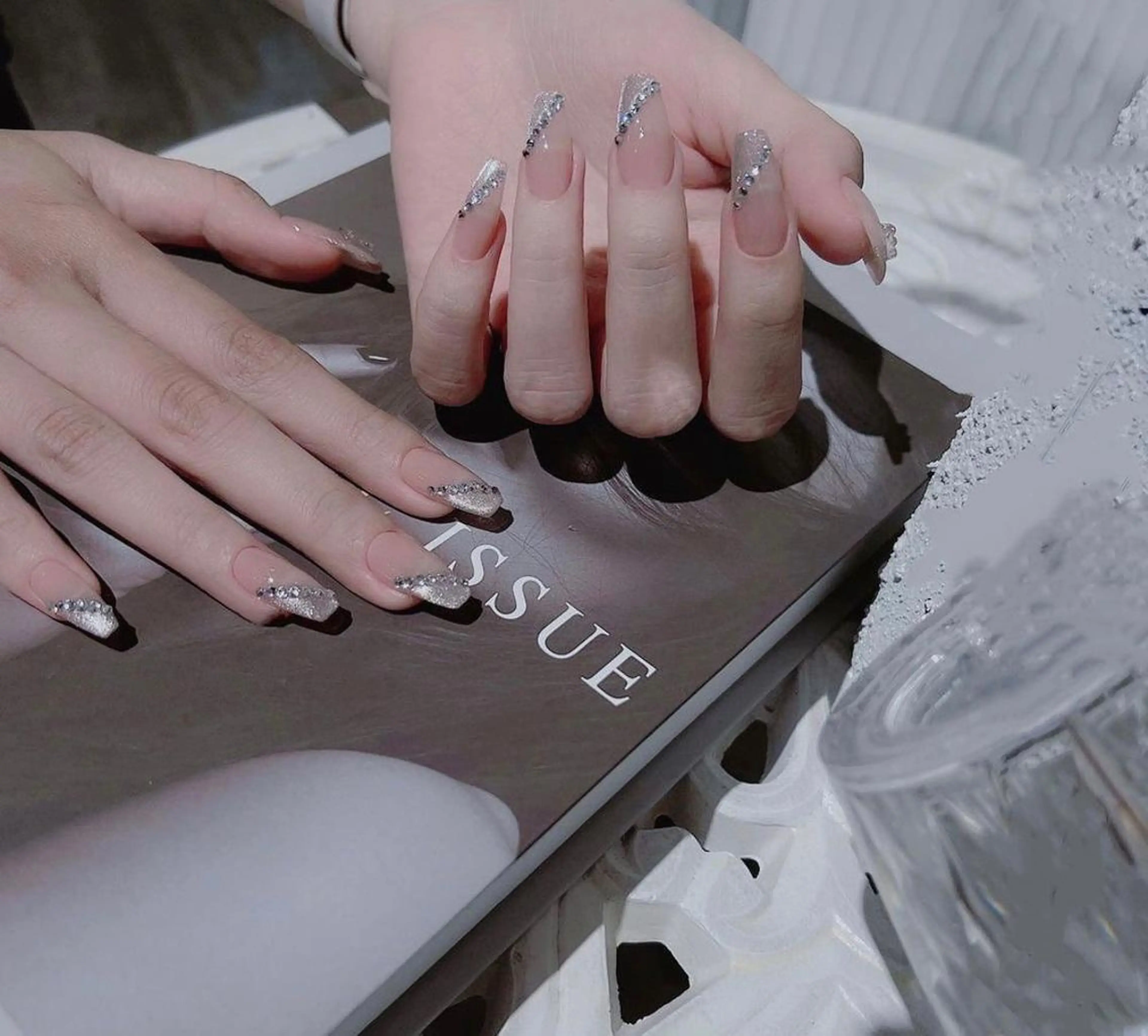 セミロング めぐみのネイルサロン スタッフ練習のネイルデザイン