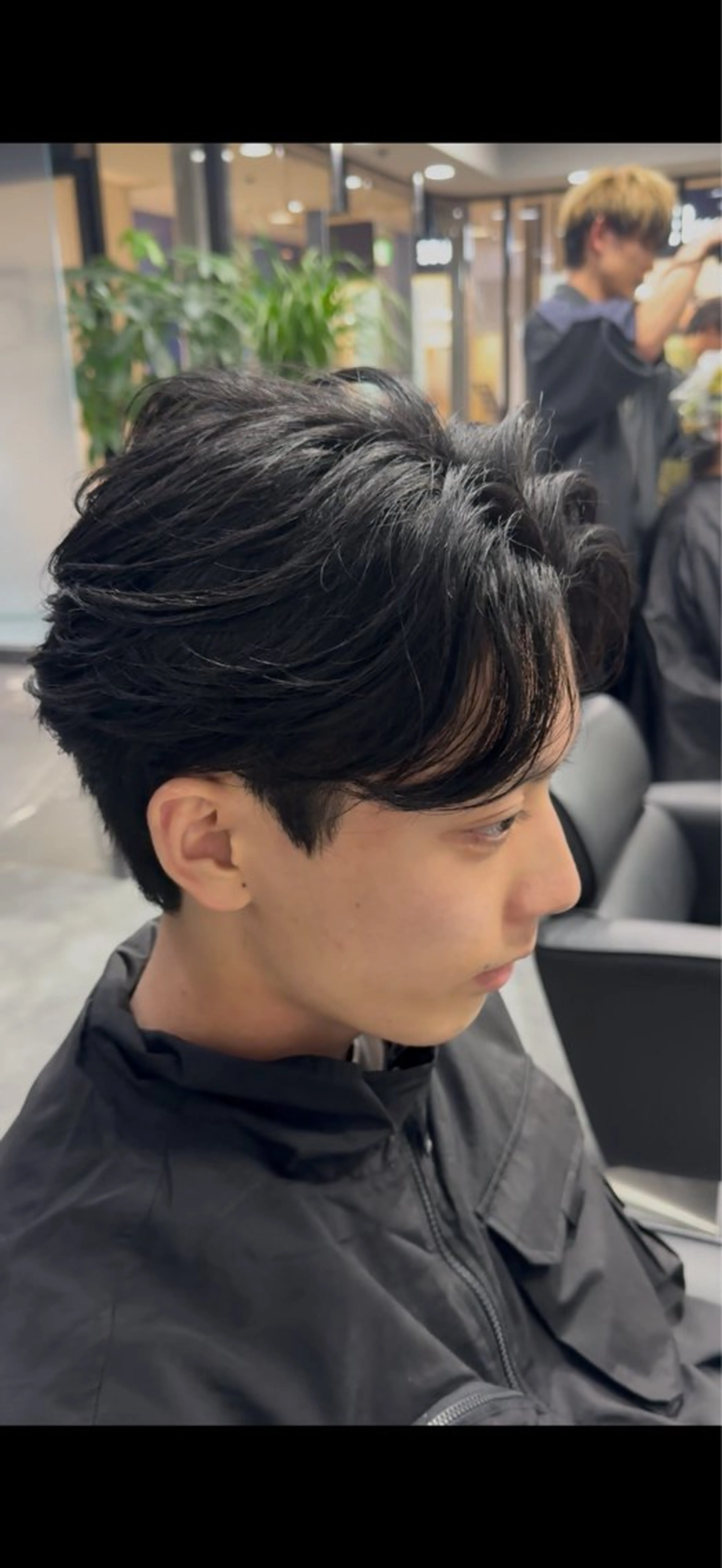 パーマ メンズ 縮毛矯正 本田 有里のヘアスタイル