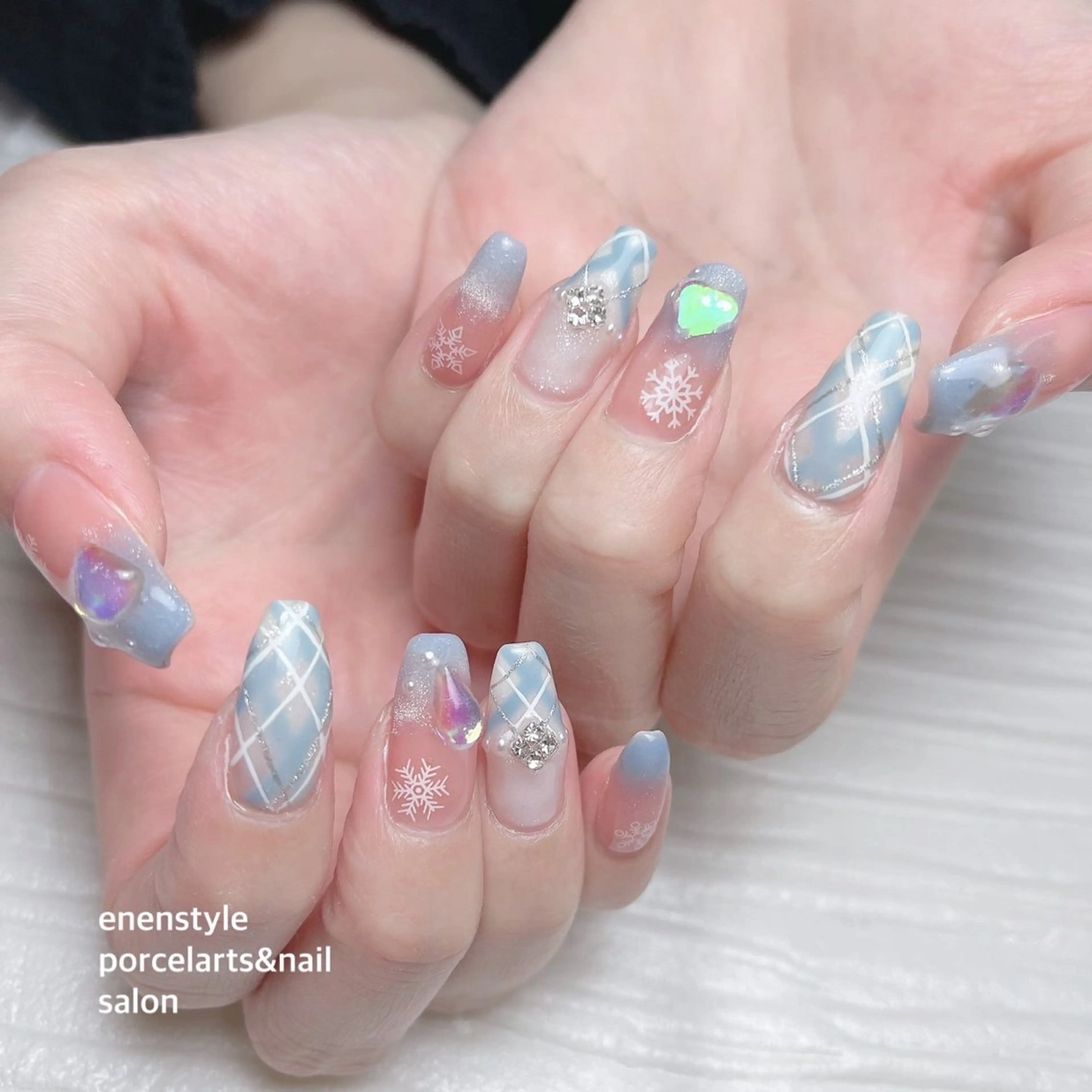 ネイル 👑enen style👑のネイルデザイン