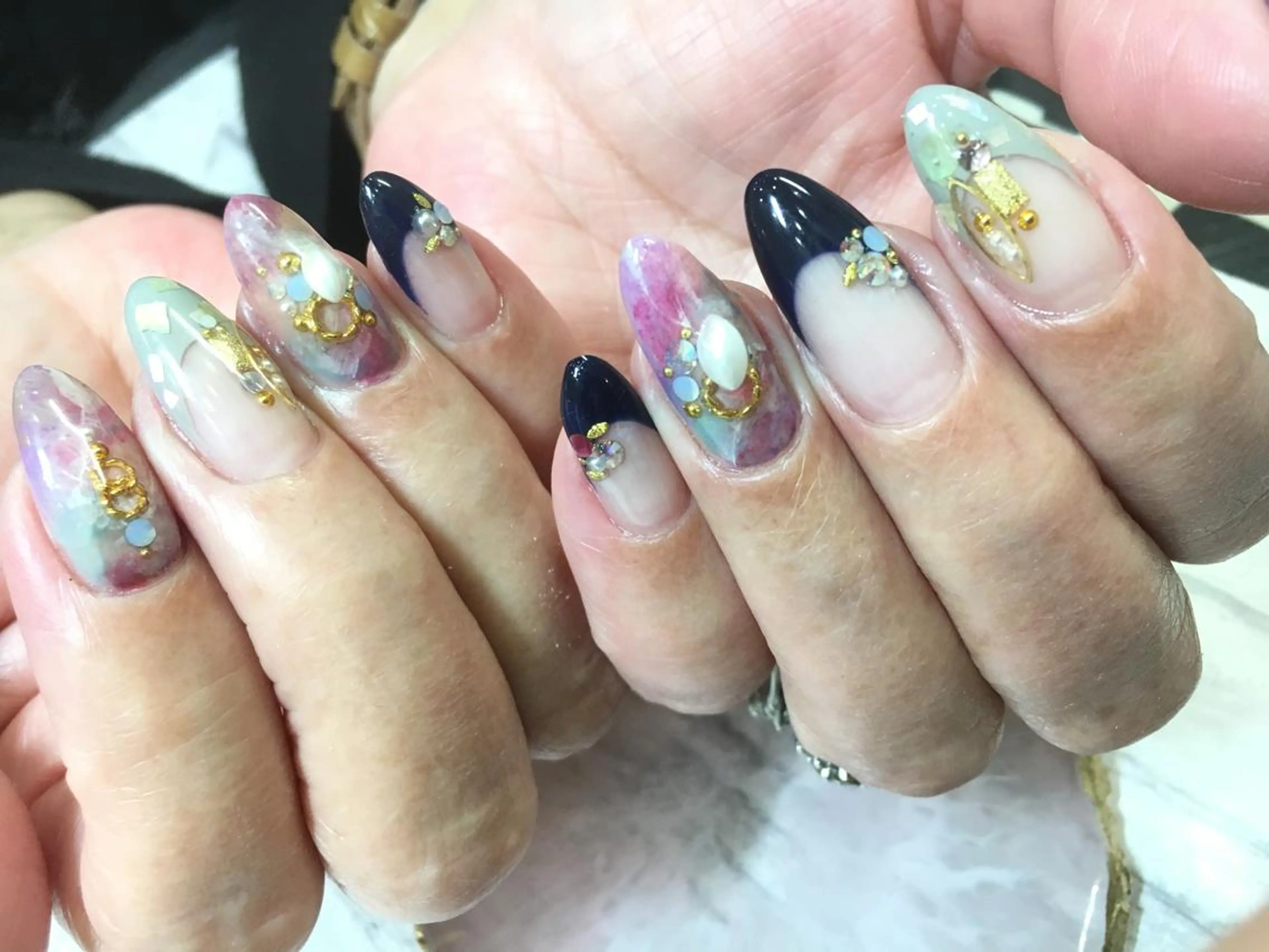 ネイル キュービック 明石店のネイルデザイン