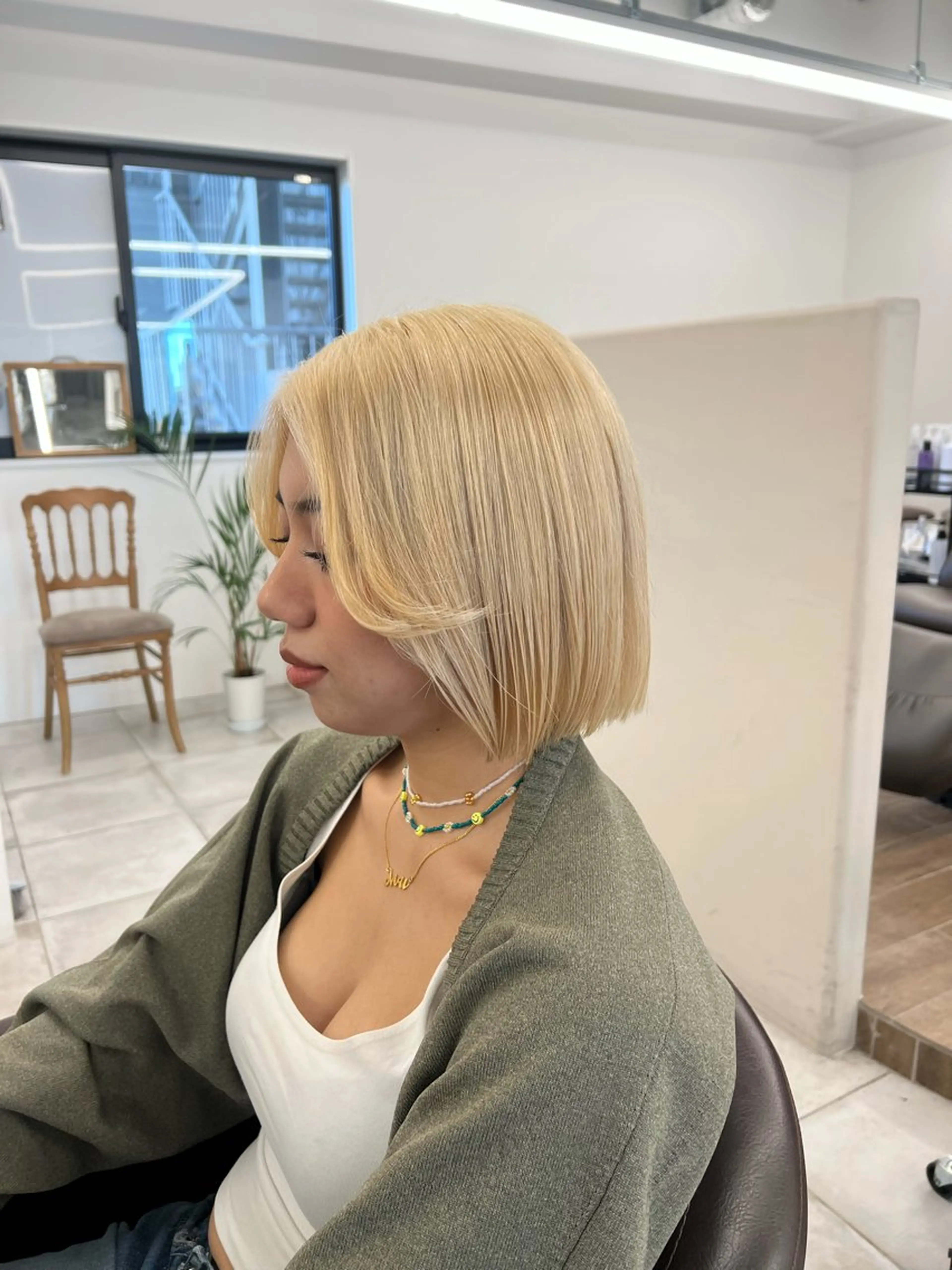 ミディアム カラー カット ヘアカラー トリートメント 赤みゼロ/透明感 カラー🌿KANTAのヘアスタイル