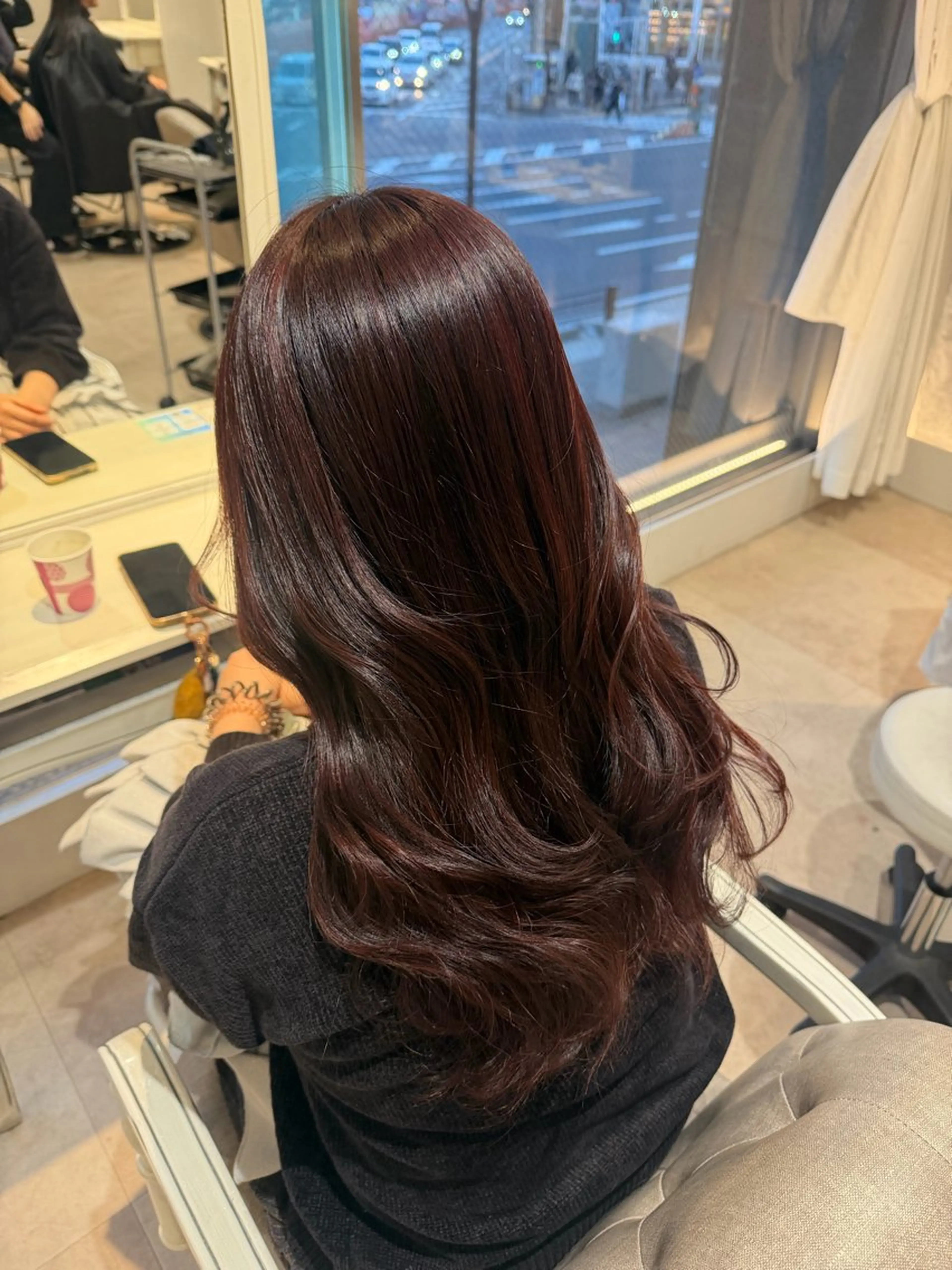 ロング カット ヘアカラー CreBiA ひなたのヘアスタイル