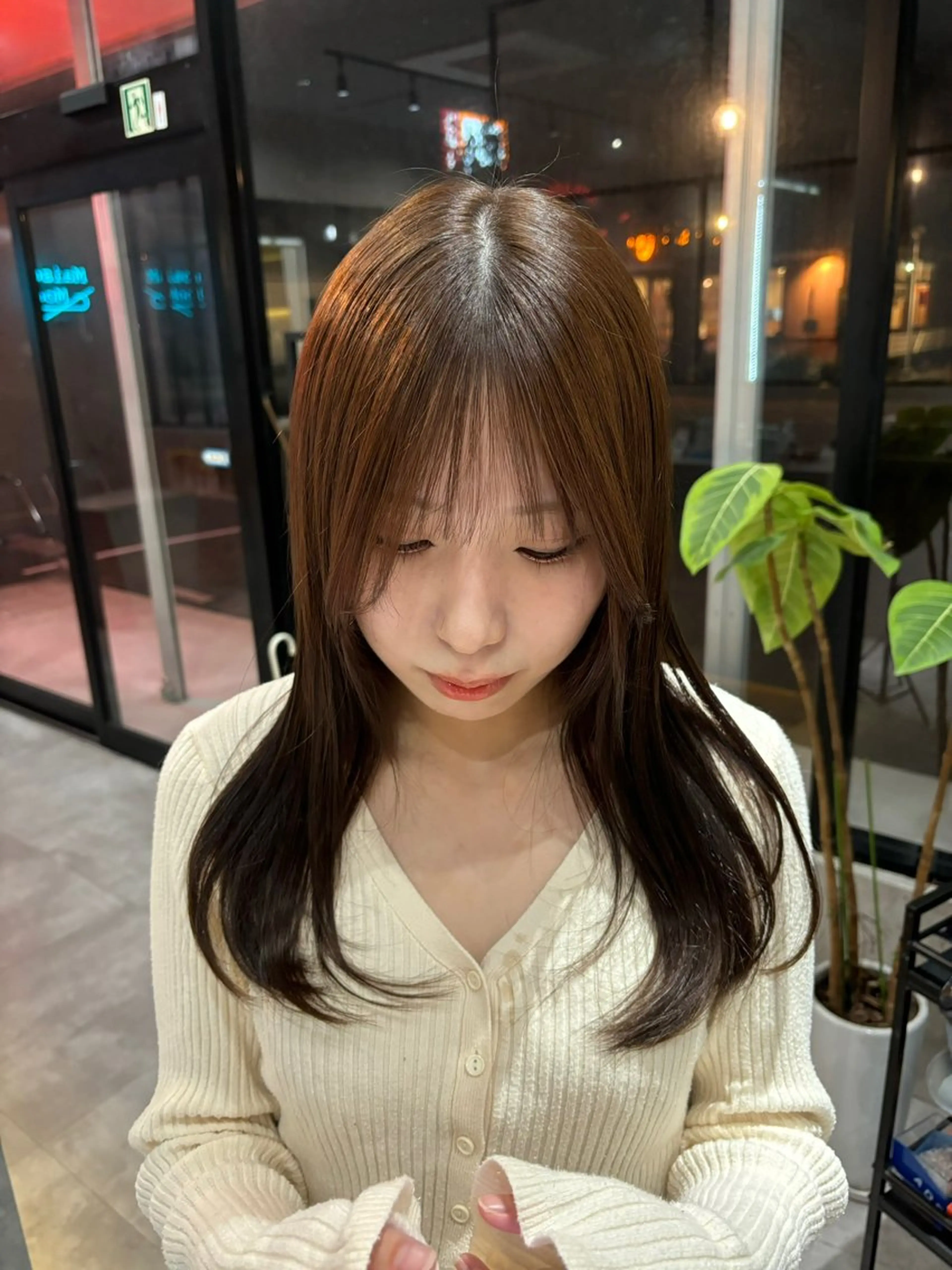 ロング カット ヘアカラー つちくら あみのヘアスタイル