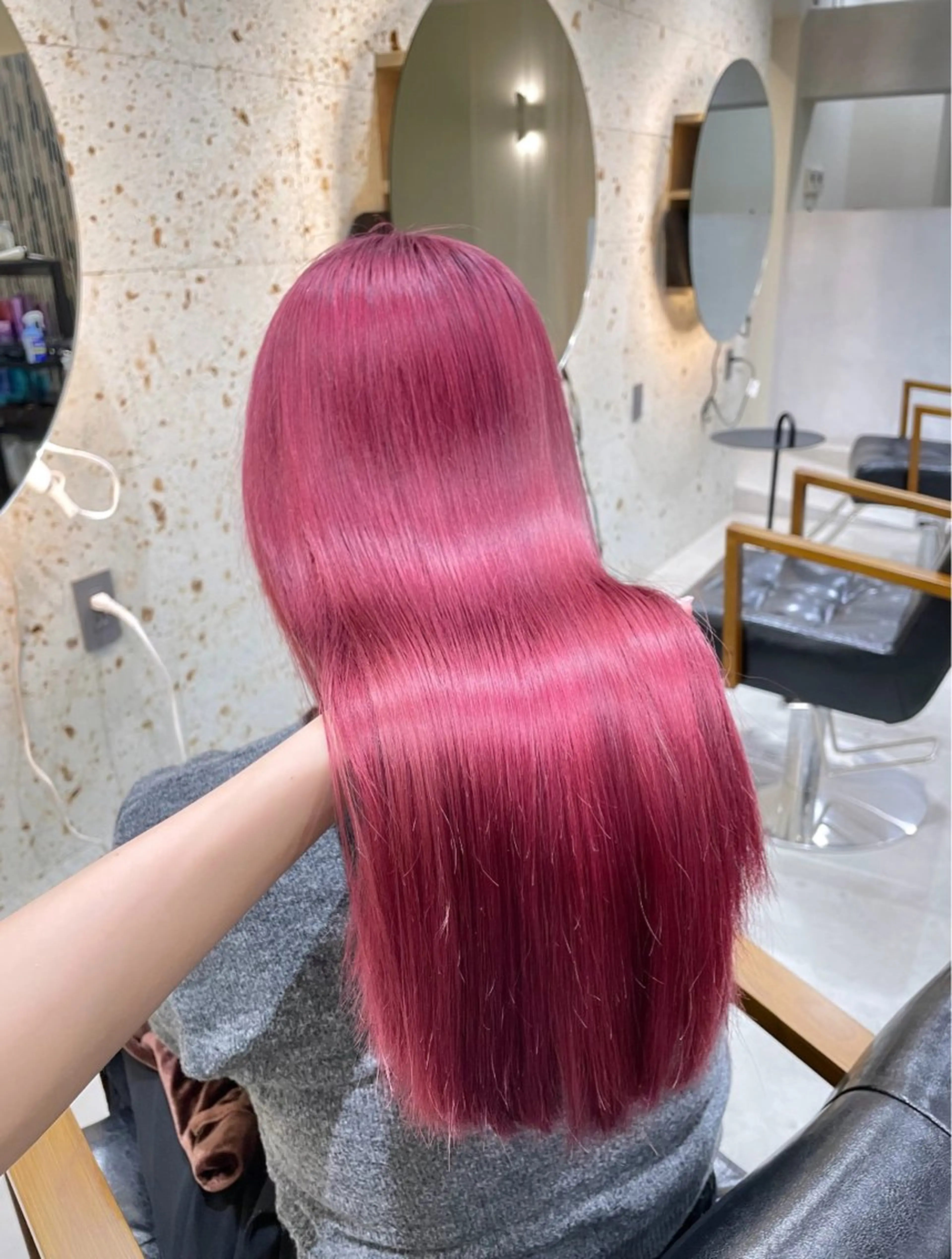 ロング カラー ヘアカラー tim hinaのヘアスタイル