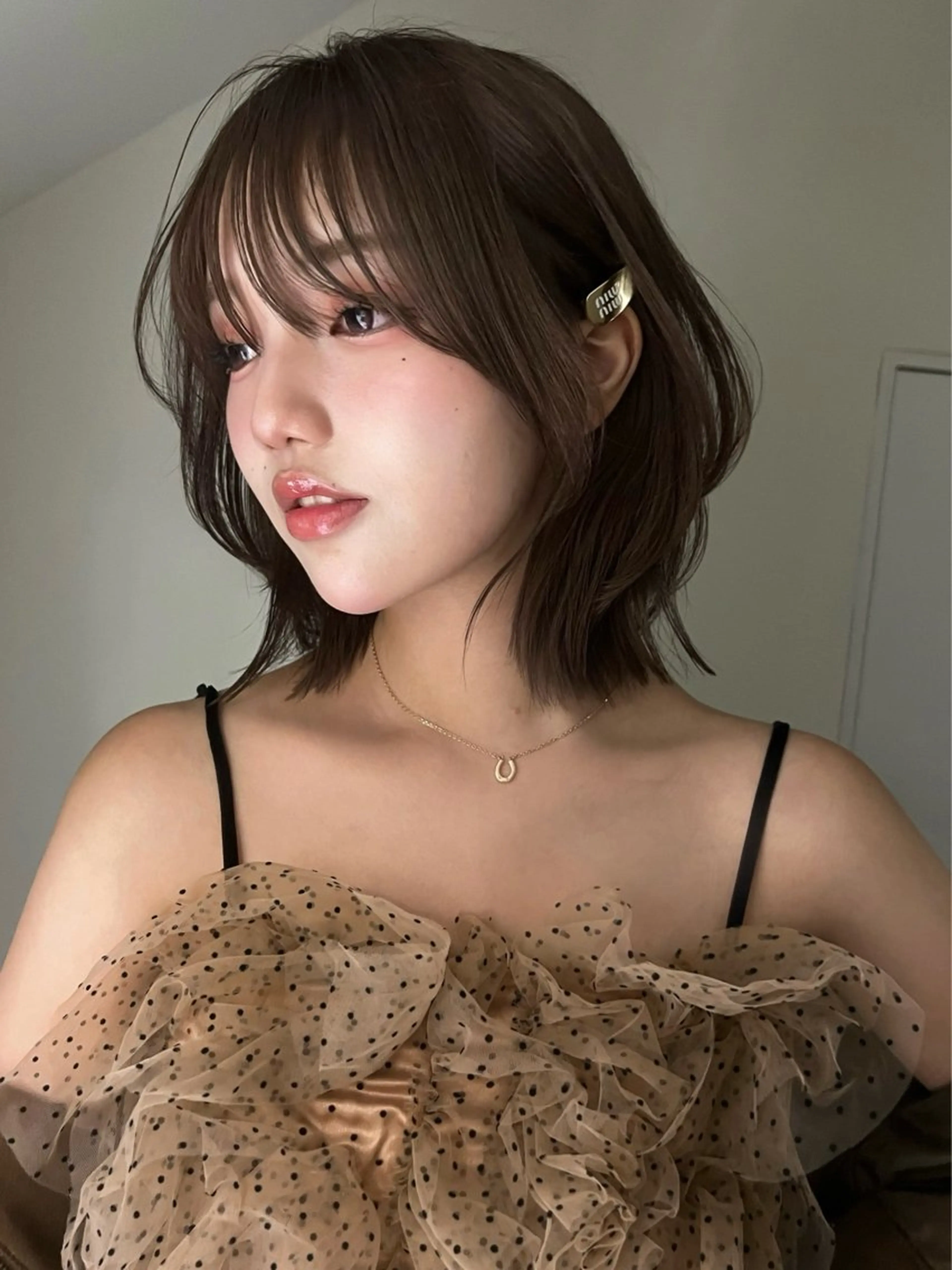 ミディアム カラー ケアカラー グレージュ 縮毛矯正 小顔ボブ jilblanカホのヘアスタイル