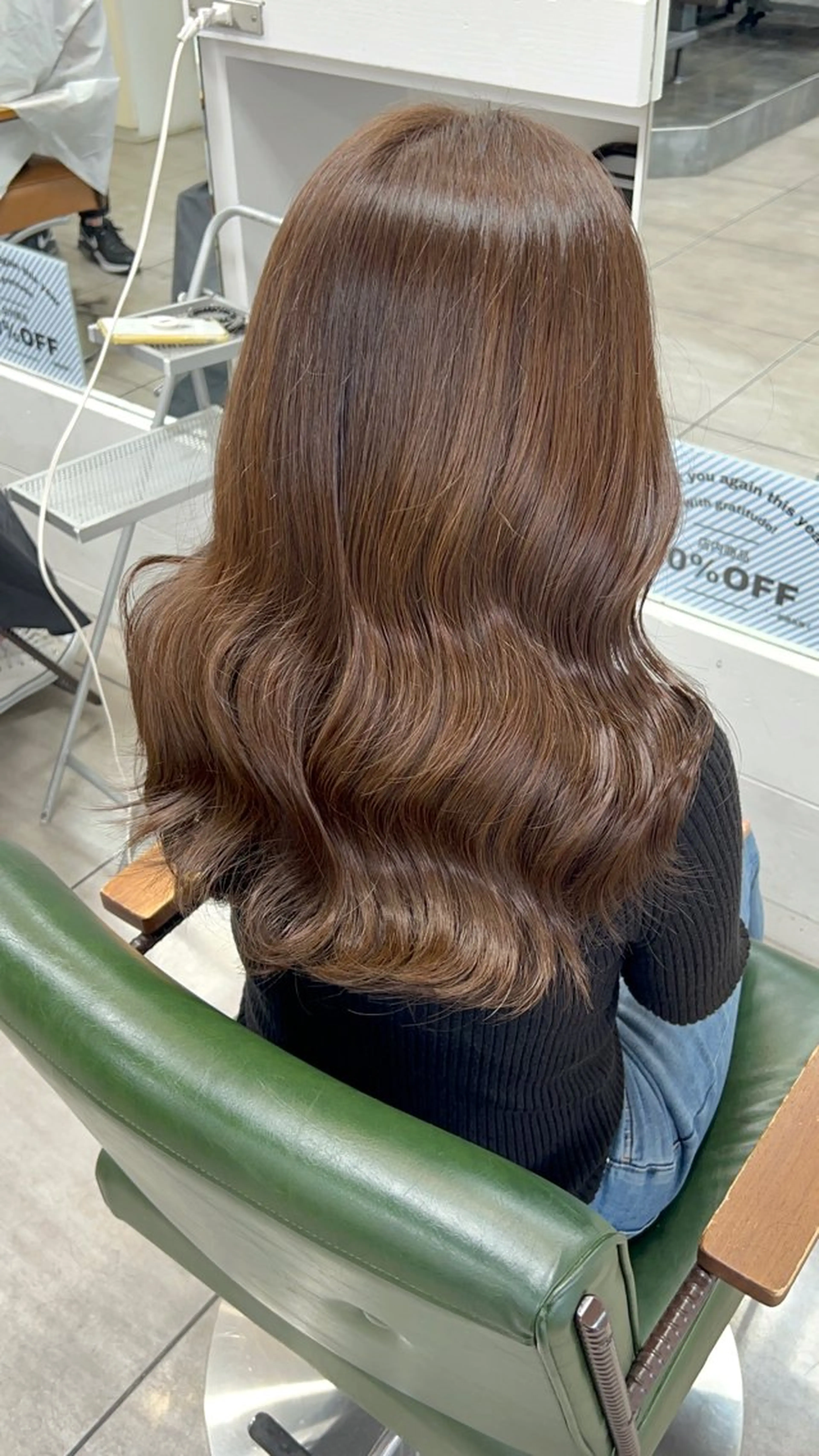 セミロング カラー ヘアアレンジ インナー×縮毛矯正 ピンクカラー澤井里菜のヘアスタイル