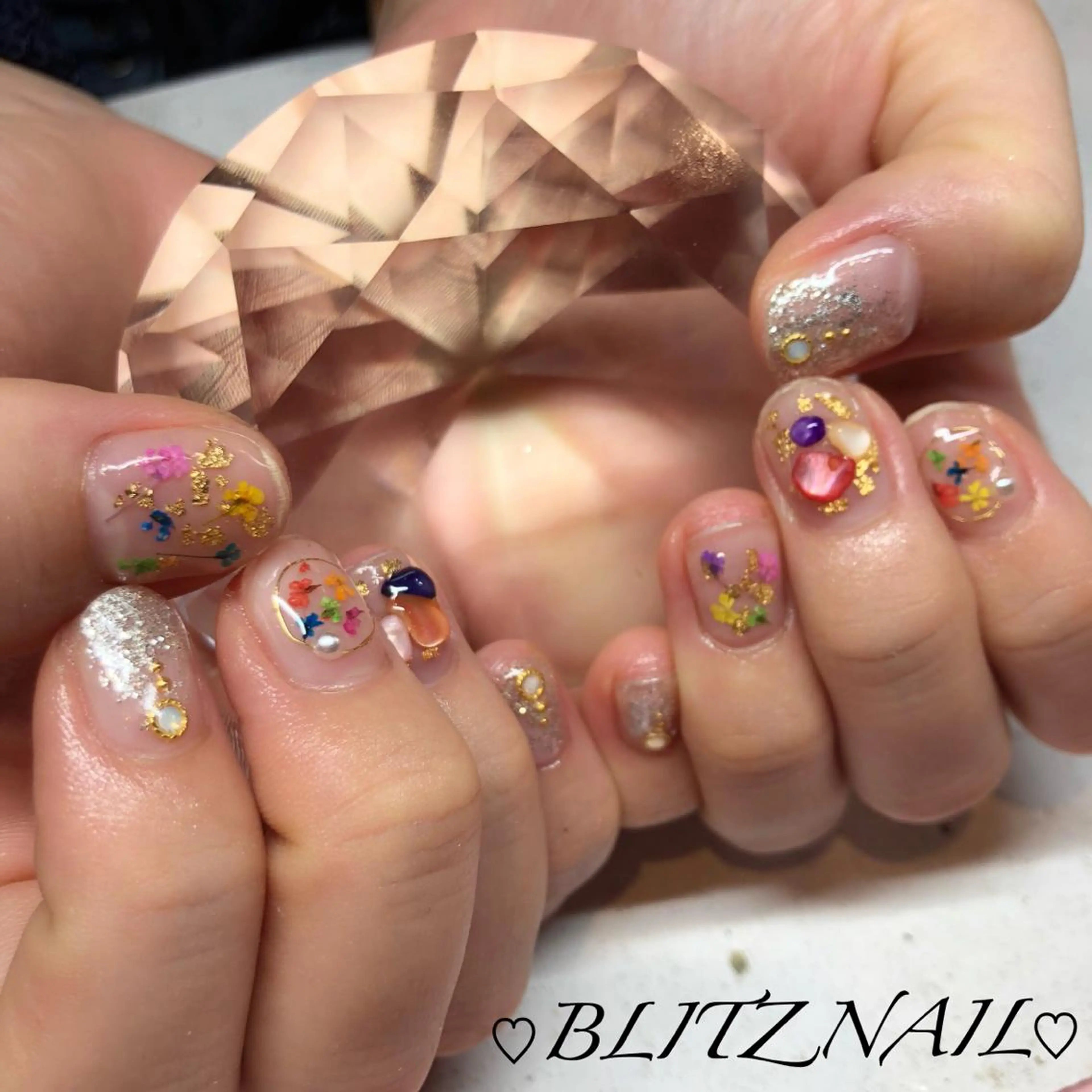 ネイル BLITZ Nail 岩田💅🏻✨のネイルデザイン