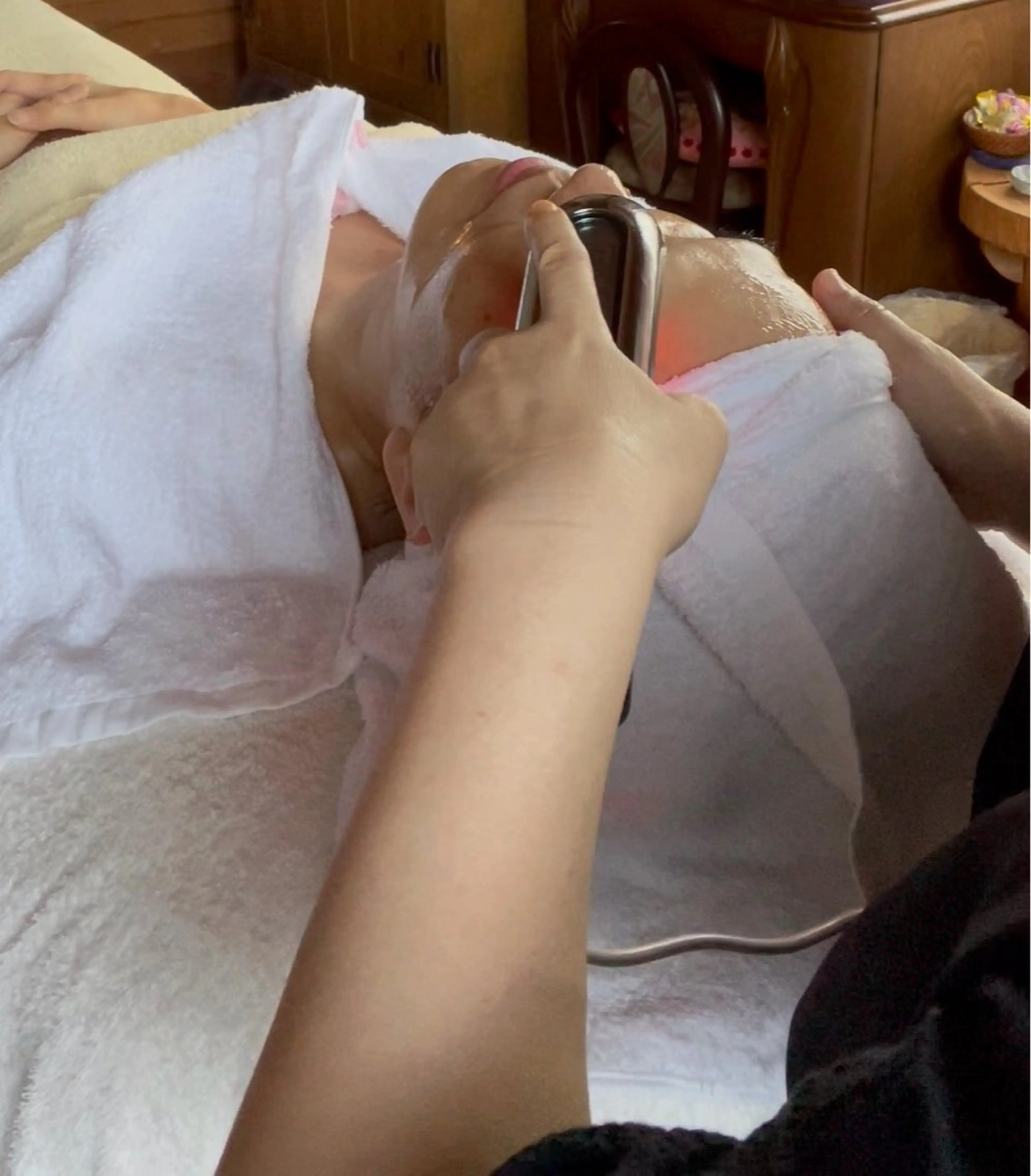 保湿マリンコラーゲンとビタミンをお肌の深層へ＋ドライヘッドマッサージで2時間たっぷり。疲れをしっかりとりリフトアップへの写真