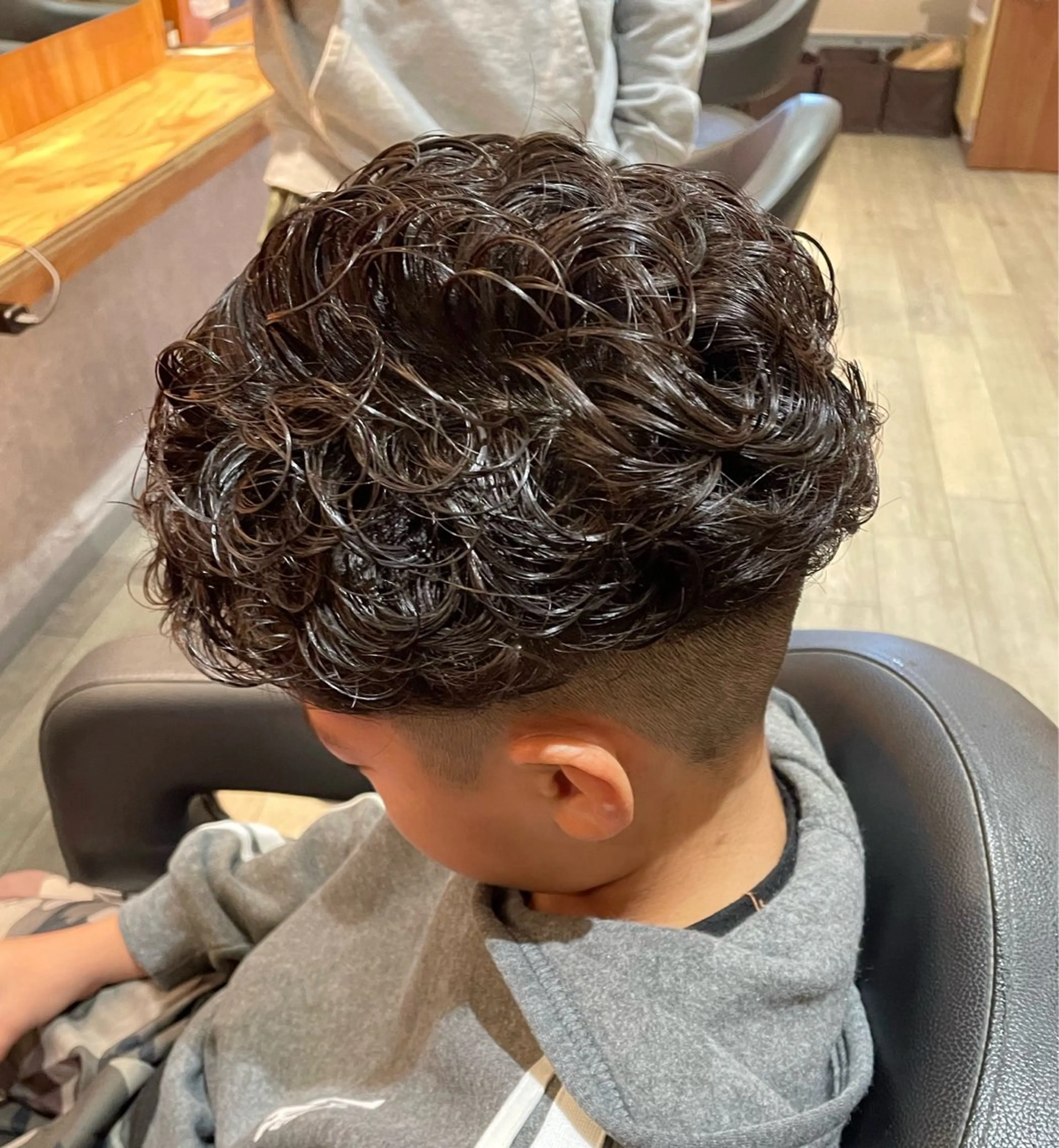 パーマ 市妙 瑠基のヘアスタイル