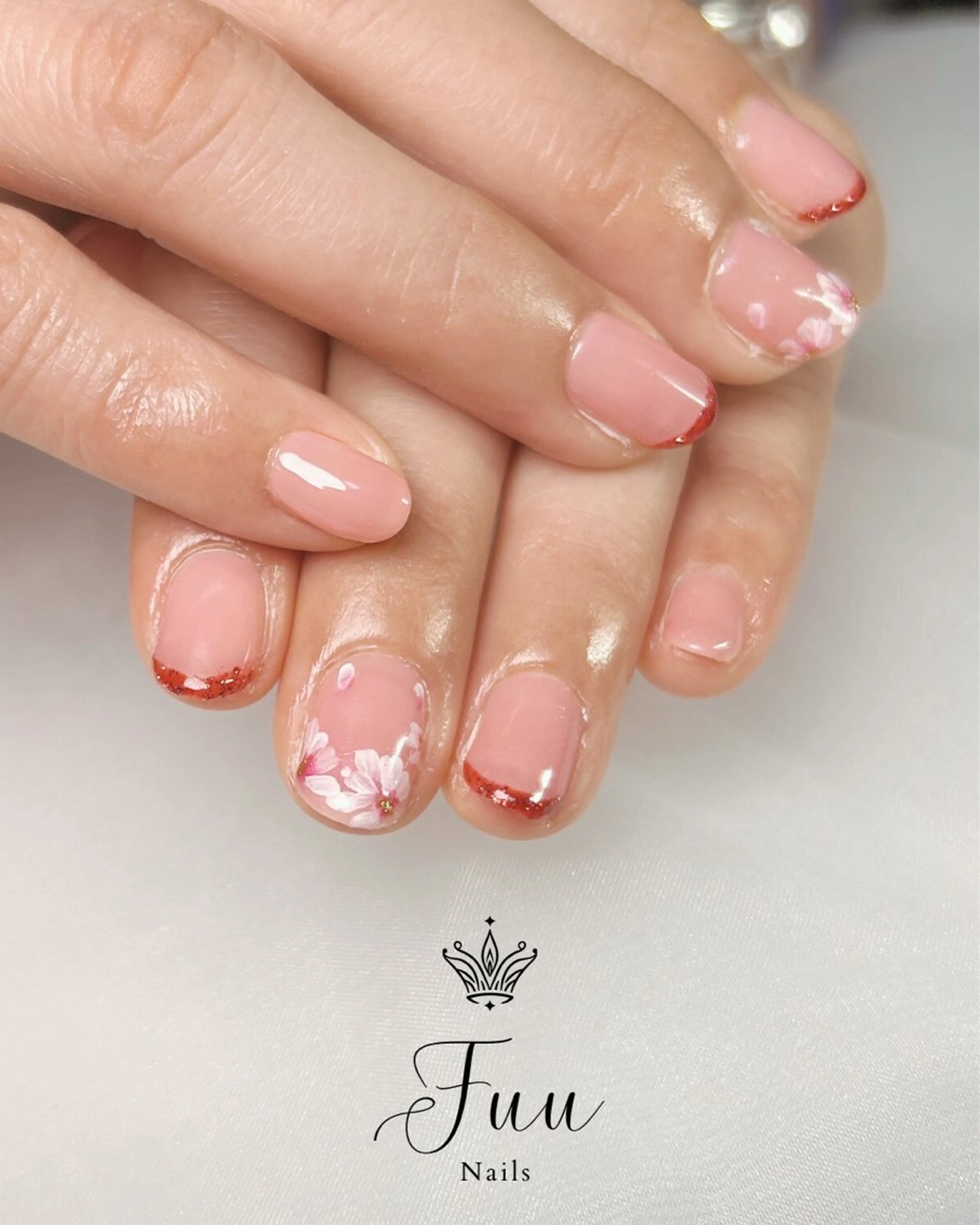 ネイル アートネイル 桜ネイル マグネットネイル ミラーネイル ニュアンスネイル ハンドネイル 犬のいるネイルサロン Fuu nailsのネイルデザイン