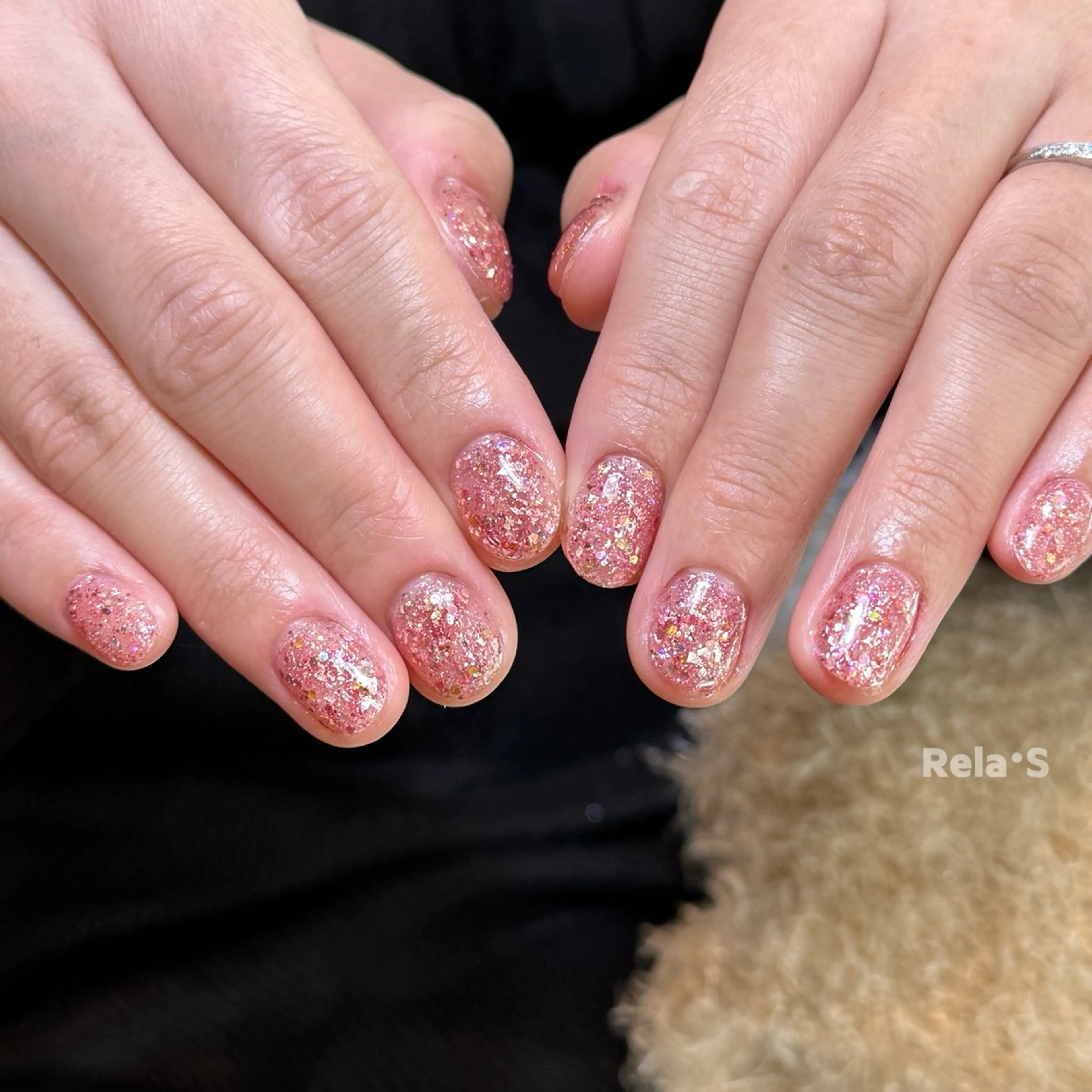 ネイル オーロラネイル 長さ出し フレンチネイル ジェルネイル ガラスフレンチ ハンドネイル Rela・S NAILのネイルデザイン