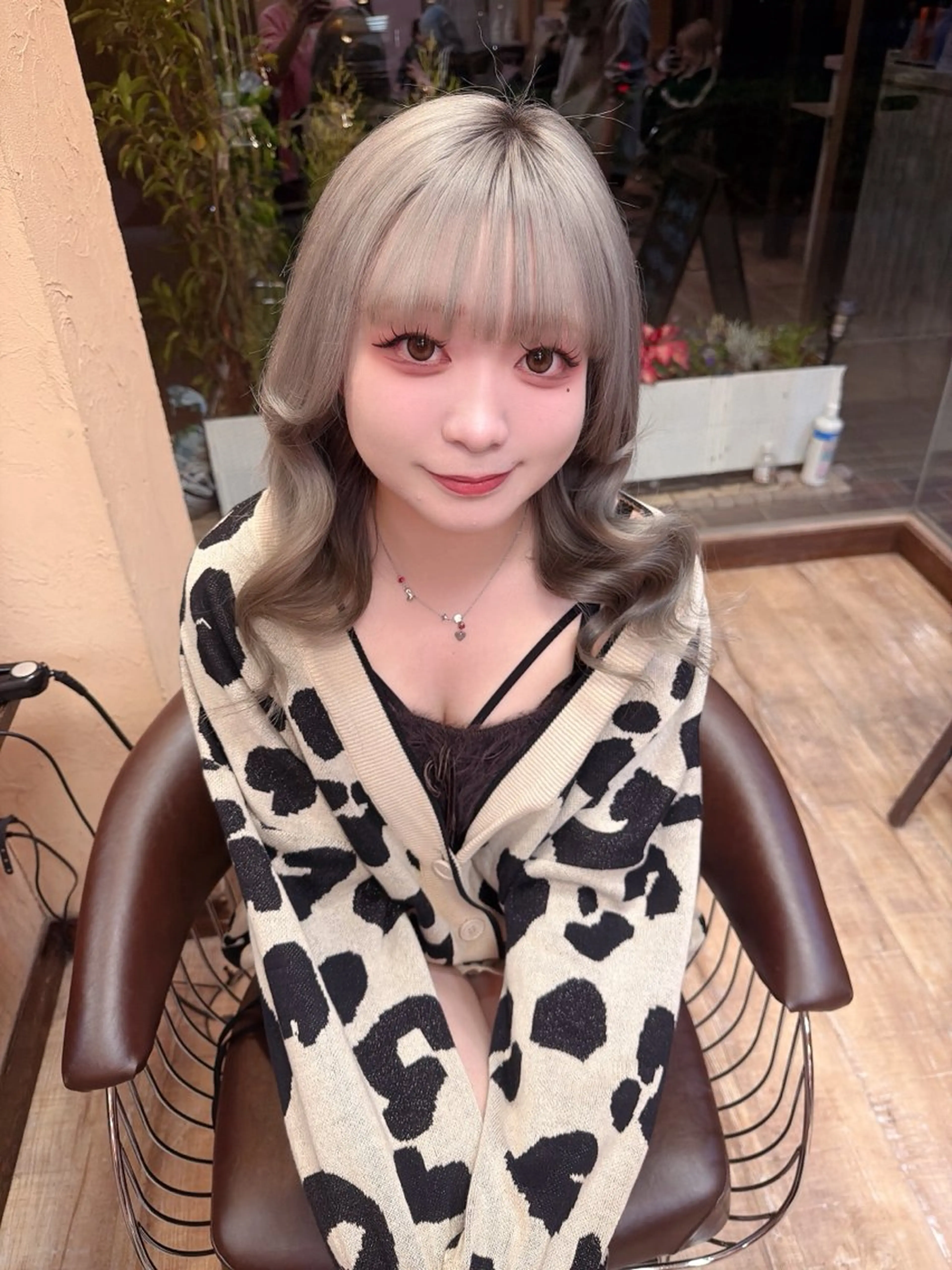 セミロング ヘアカラー Moremuu/ MAIKA🎀のヘアスタイル