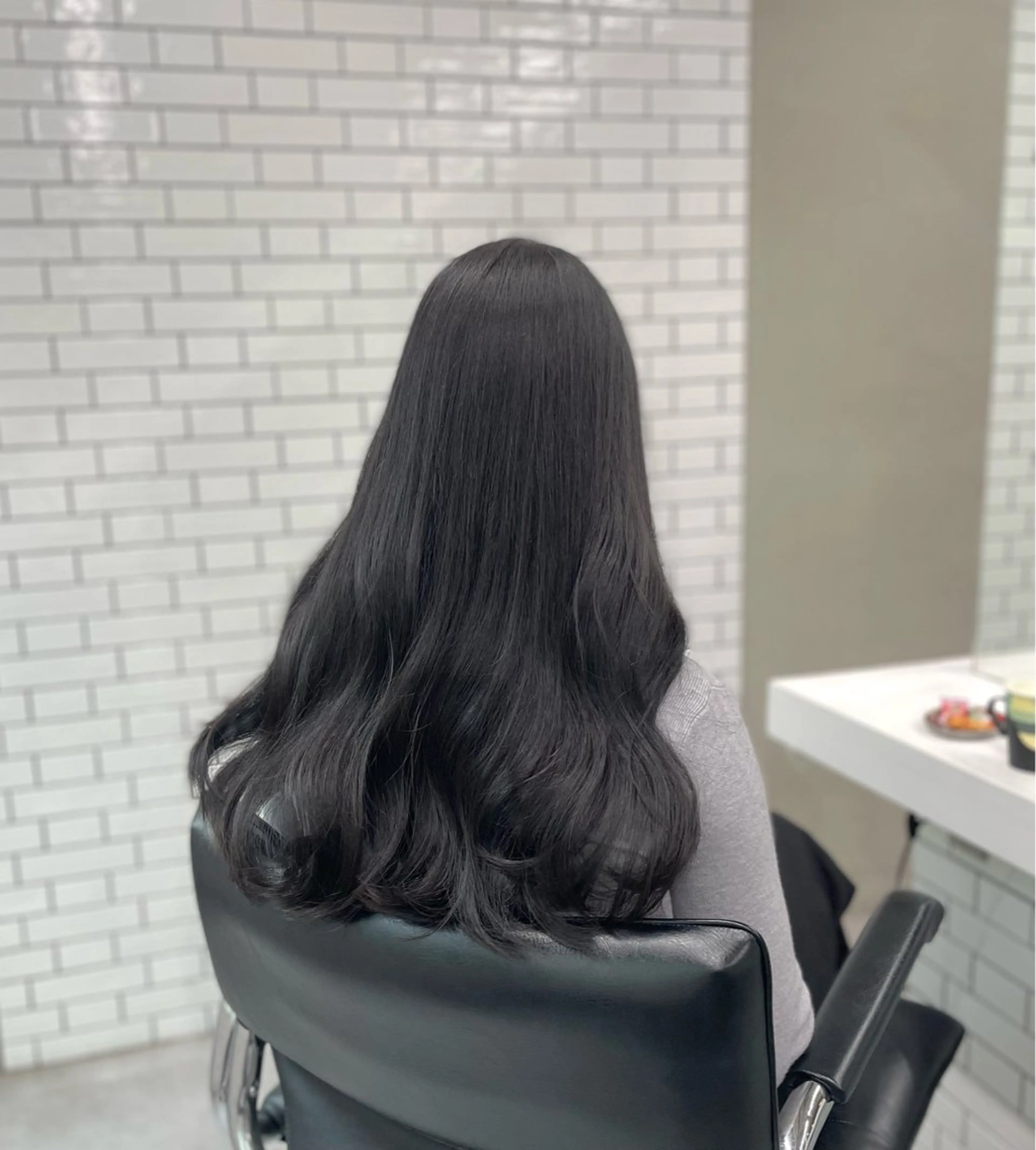 ロング カラー 透明感カラー カット ヘアカラー トリートメント 透け感カラー✂️ yuuのヘアスタイル