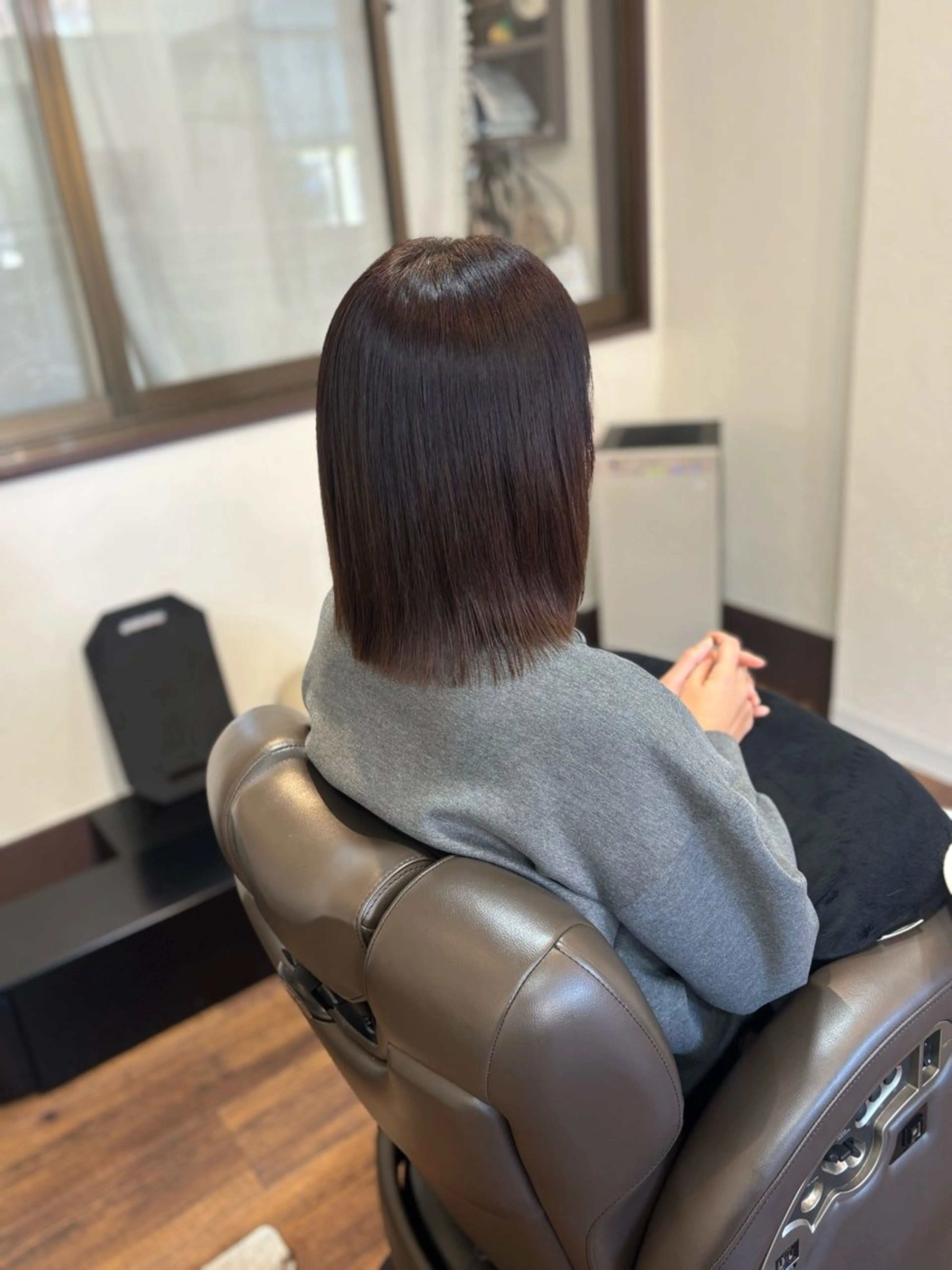 ミディアム カット ヘアカラー 池岡 洋子のヘアスタイル