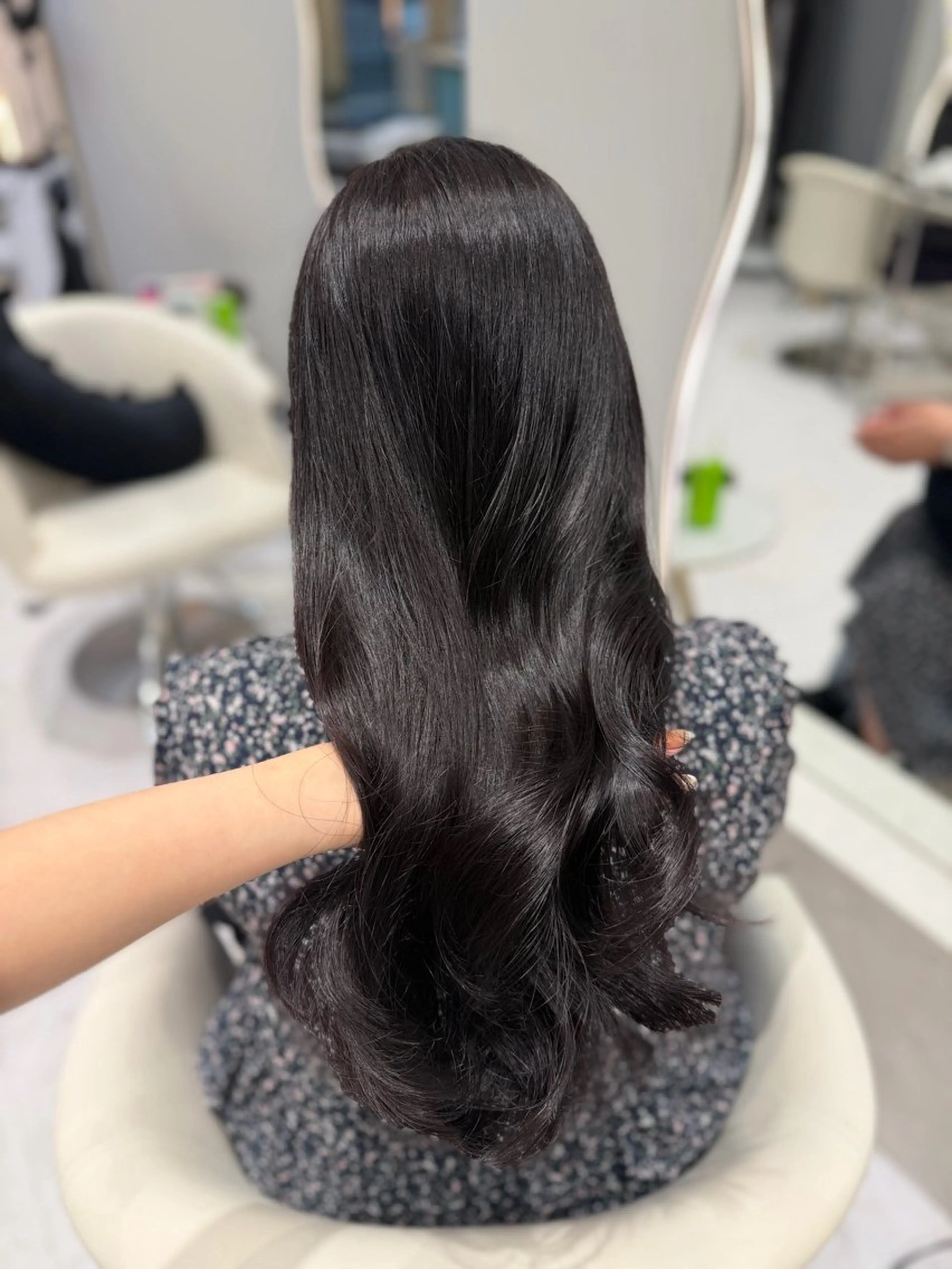 ロング カラー ディープラベンダー ラベンダーカラー カット ヘアカラー トリートメント 𝑹𝒊𝒉𝒐🎀 名駅/大人韓国ヘアのヘアスタイル