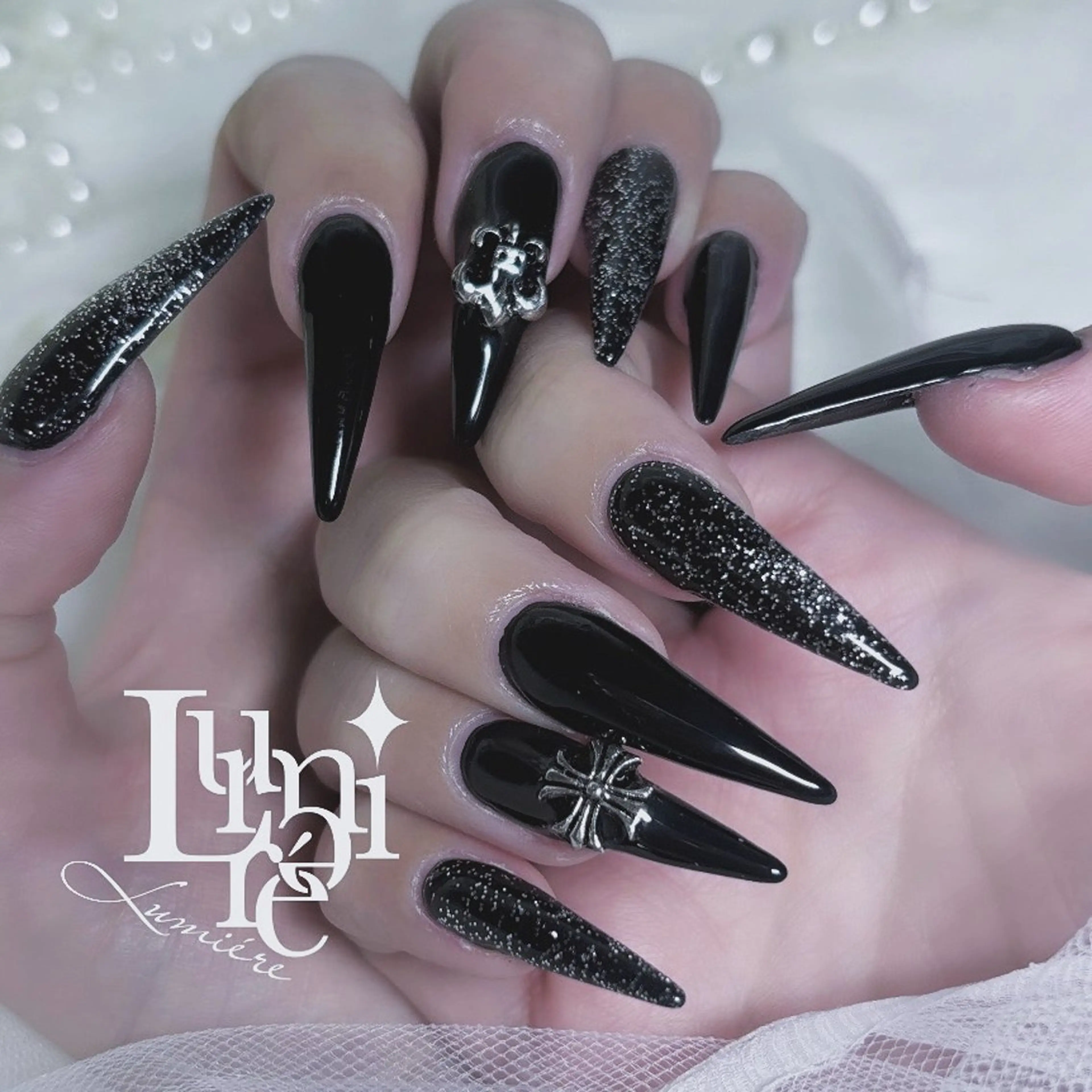 ネイル ハンドネイル Lumière/ 超ロング/ワンホンのネイルデザイン