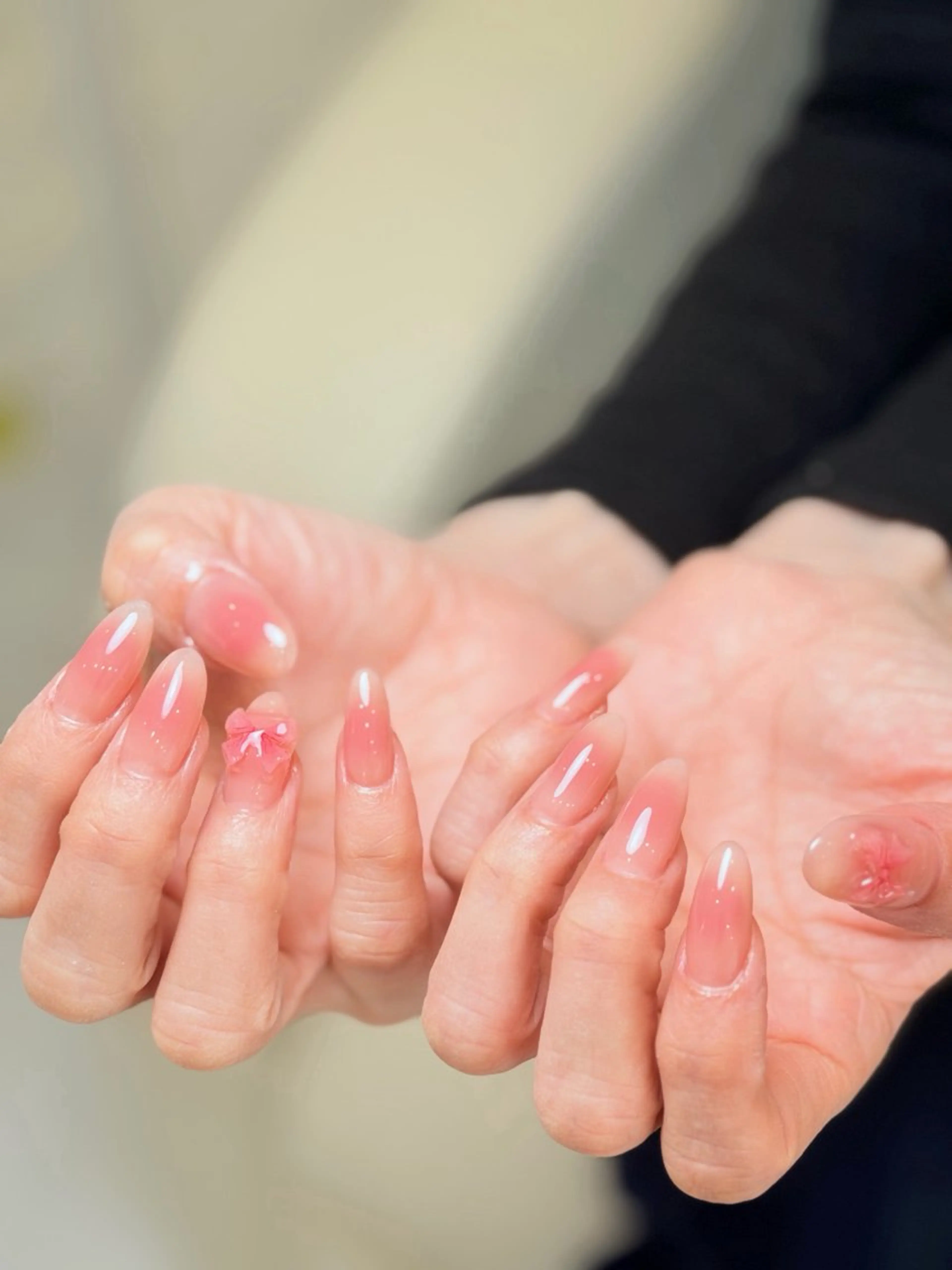 ネイル チークネイル ガーリー 氷ネイル・うるうるネイル 韓国ネイル ピンク ハンドネイル パラジエル専門 wilu 二子玉川店のネイルデザイン