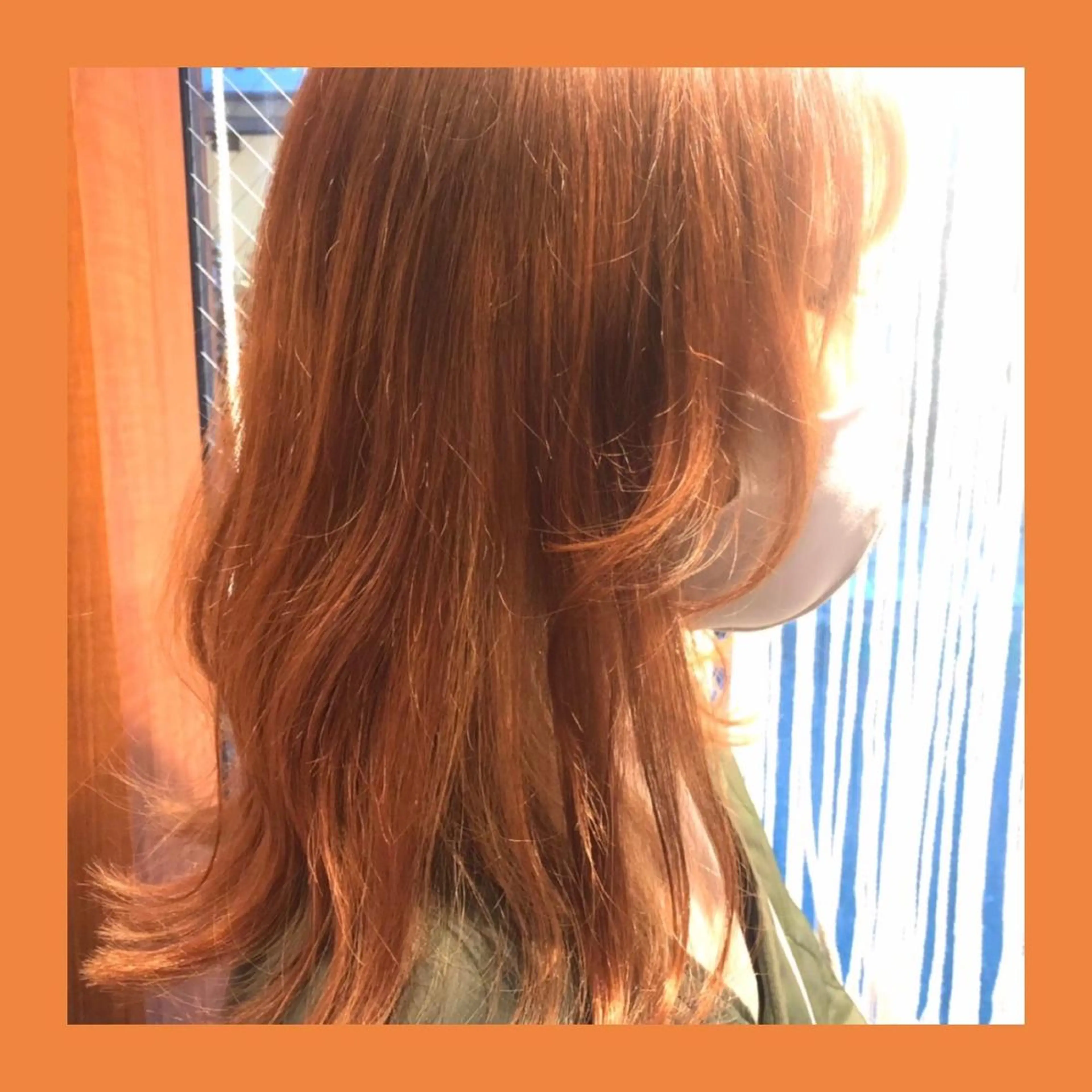 ロング カラー ブリーチ ダブルカラー ブリーチなしカラー オレンジ 顔まわりレイヤー 半個室サロンMimu 🐥kana🐥のヘアスタイル