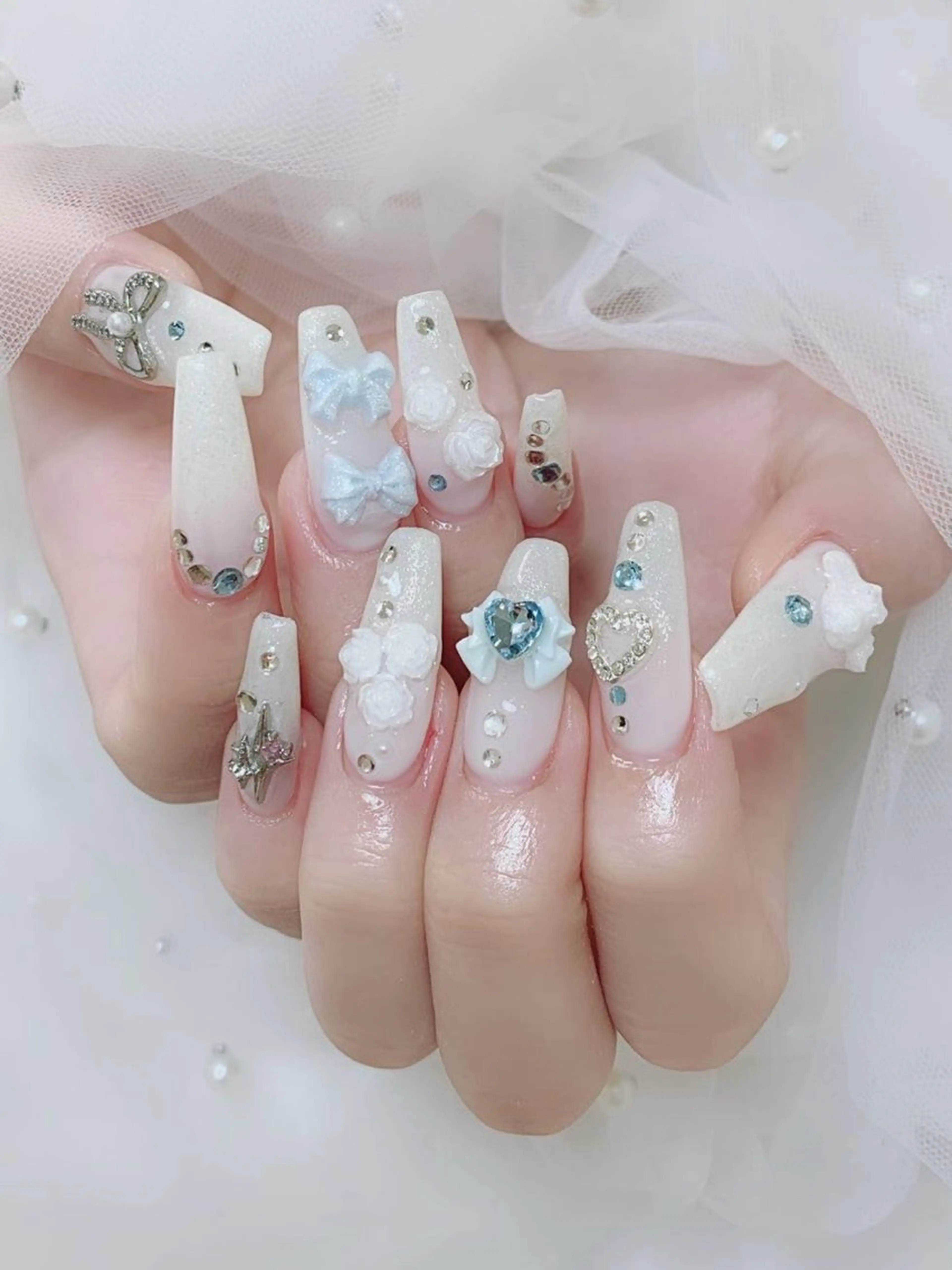 ネイル ハンドネイル ロータス ネイルサロンのネイルデザイン