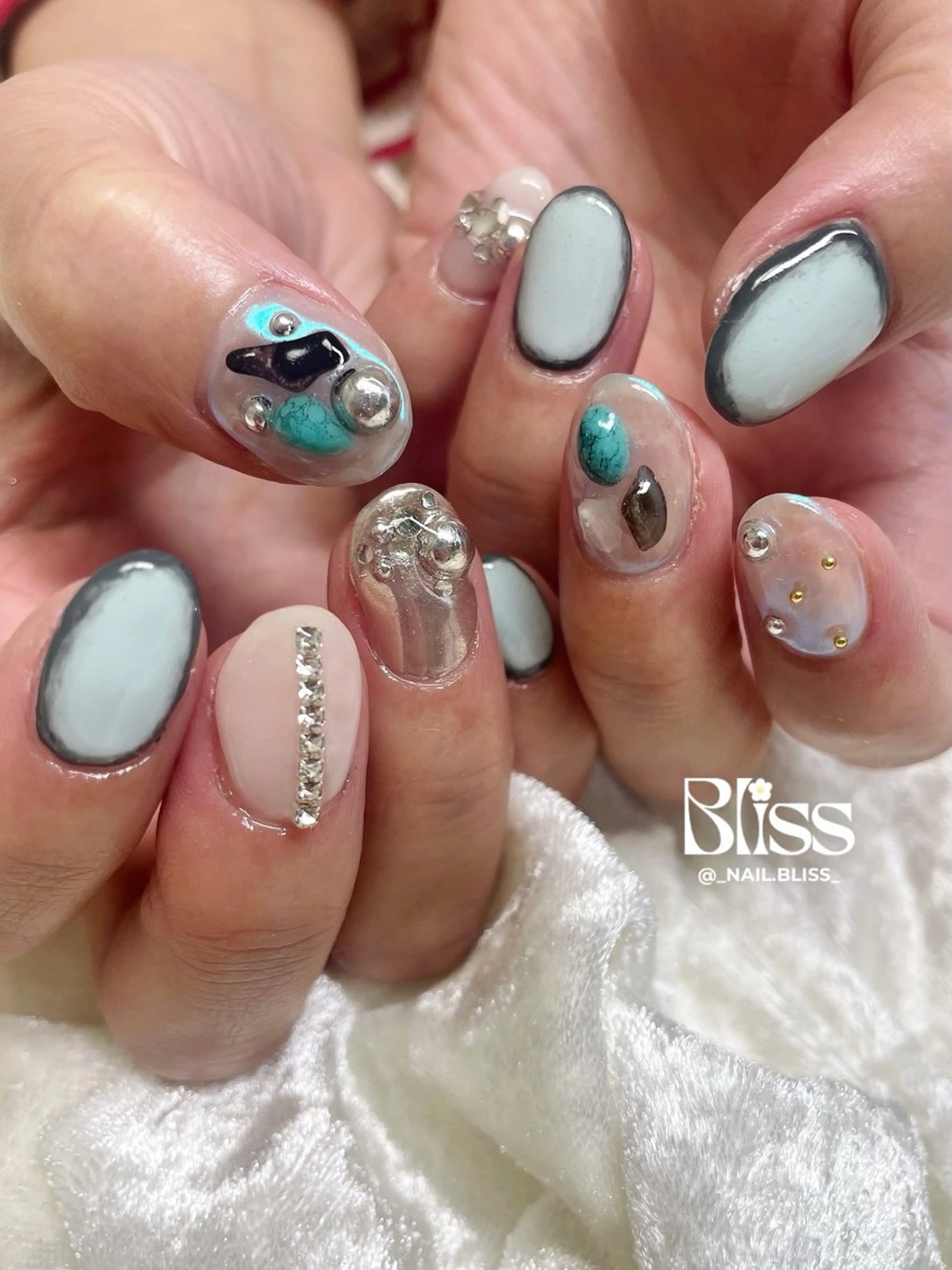 ネイル 持ち込み ハンドネイル NAIL BLISSのネイルデザイン