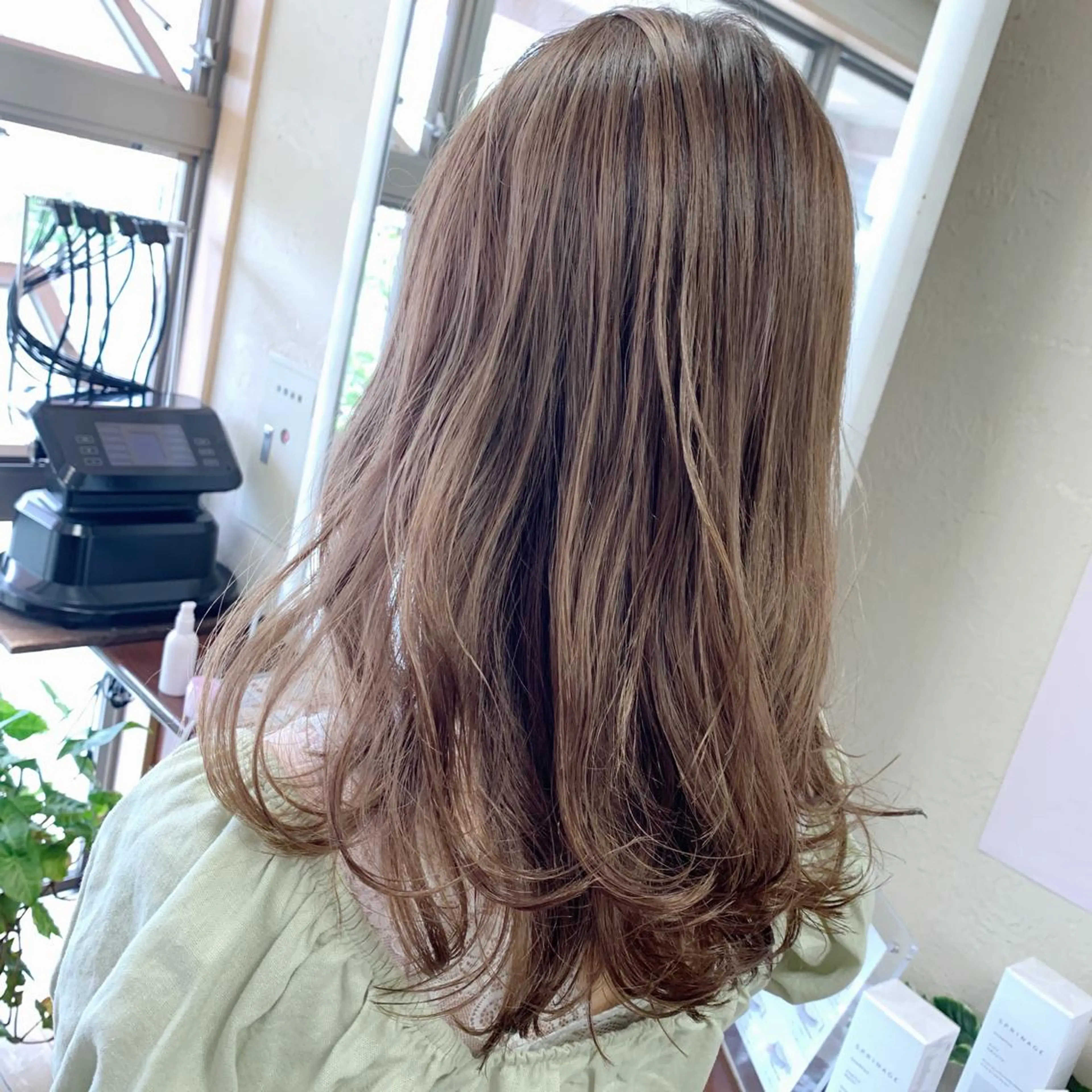 ロング カラー ベージュカラー ヘアカラー トリートメント ショート/似合わせ レイヤー/福岡聖容のヘアスタイル
