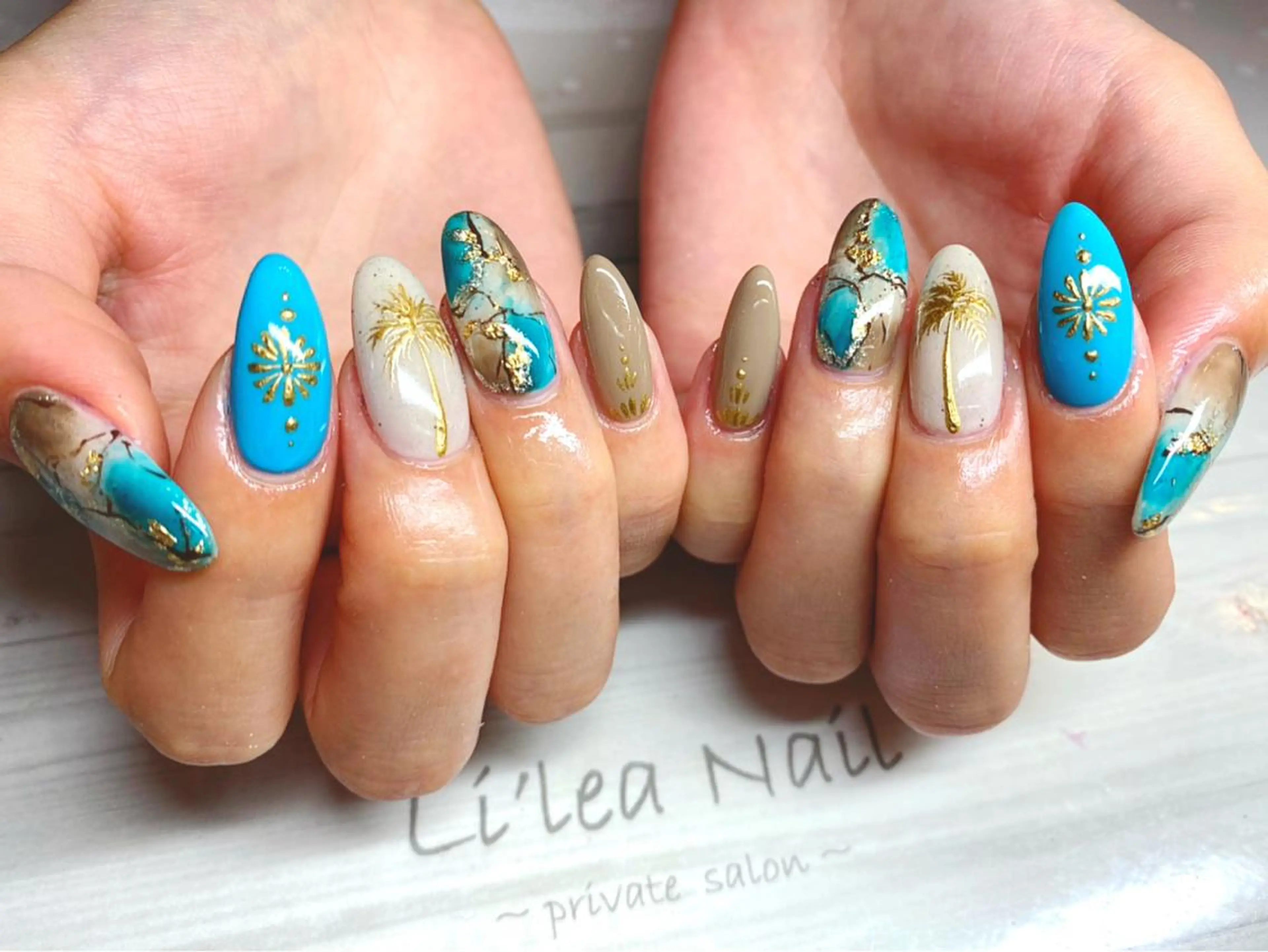 ネイル Li'leaNail AINAのネイルデザイン
