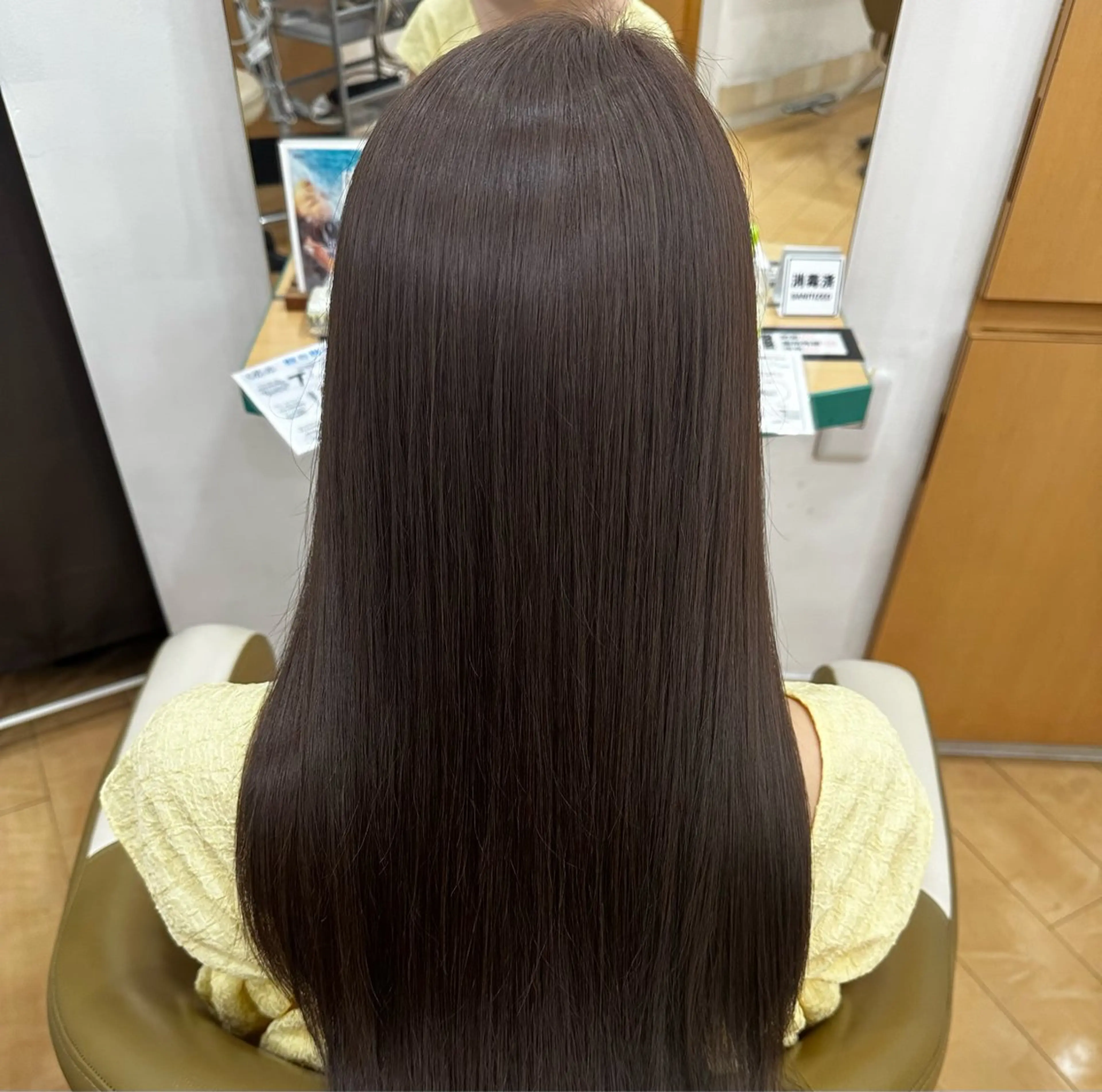 ロング カラー アッシュ ベージュカラー 透明感カラー イルミナカラー 髪質改善 ヘアカラー カラーモデル募集中 🐾🧸佐々木優🧸のヘアスタイル