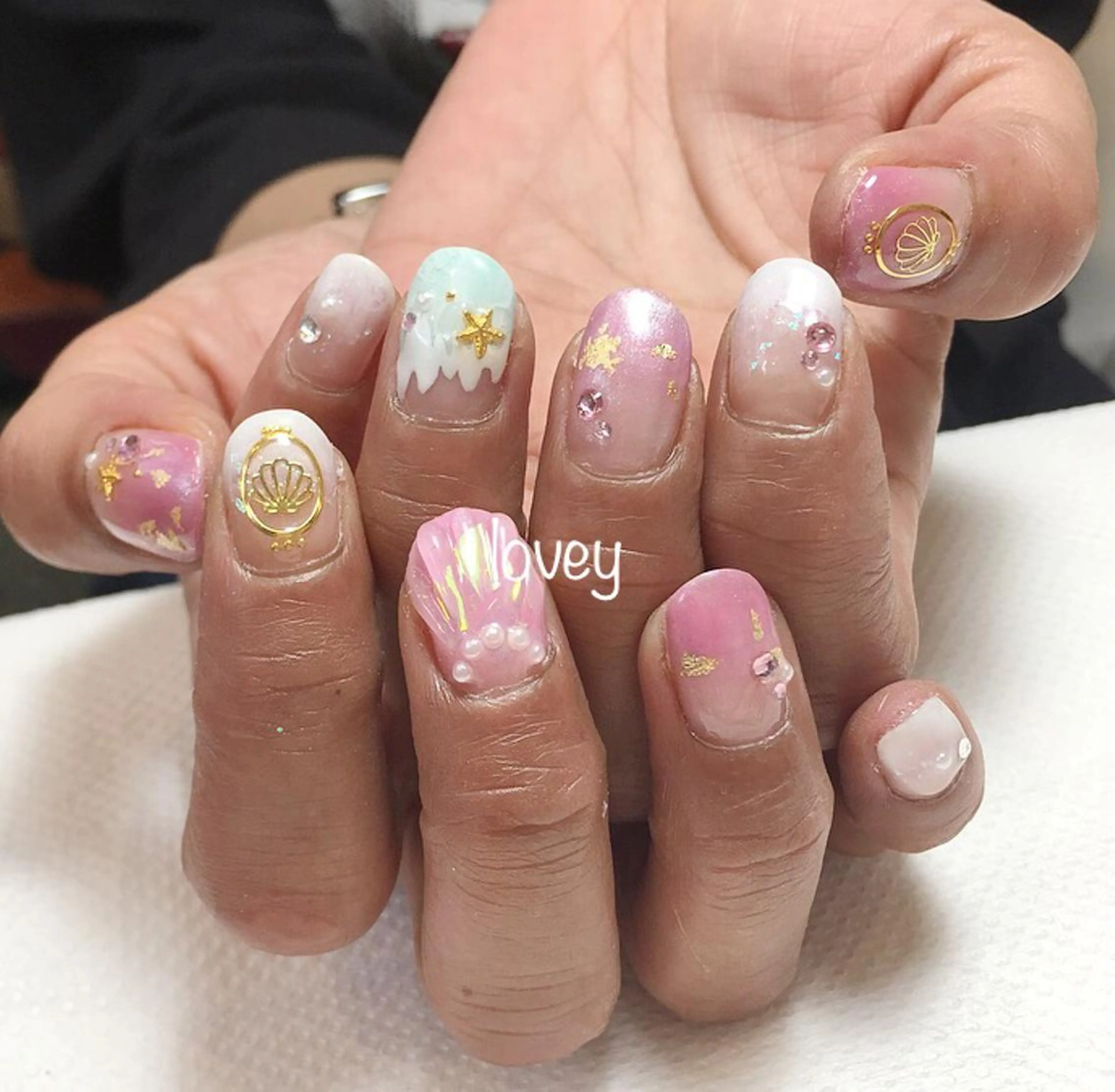 ネイル プライベートサロン loveyのネイルデザイン