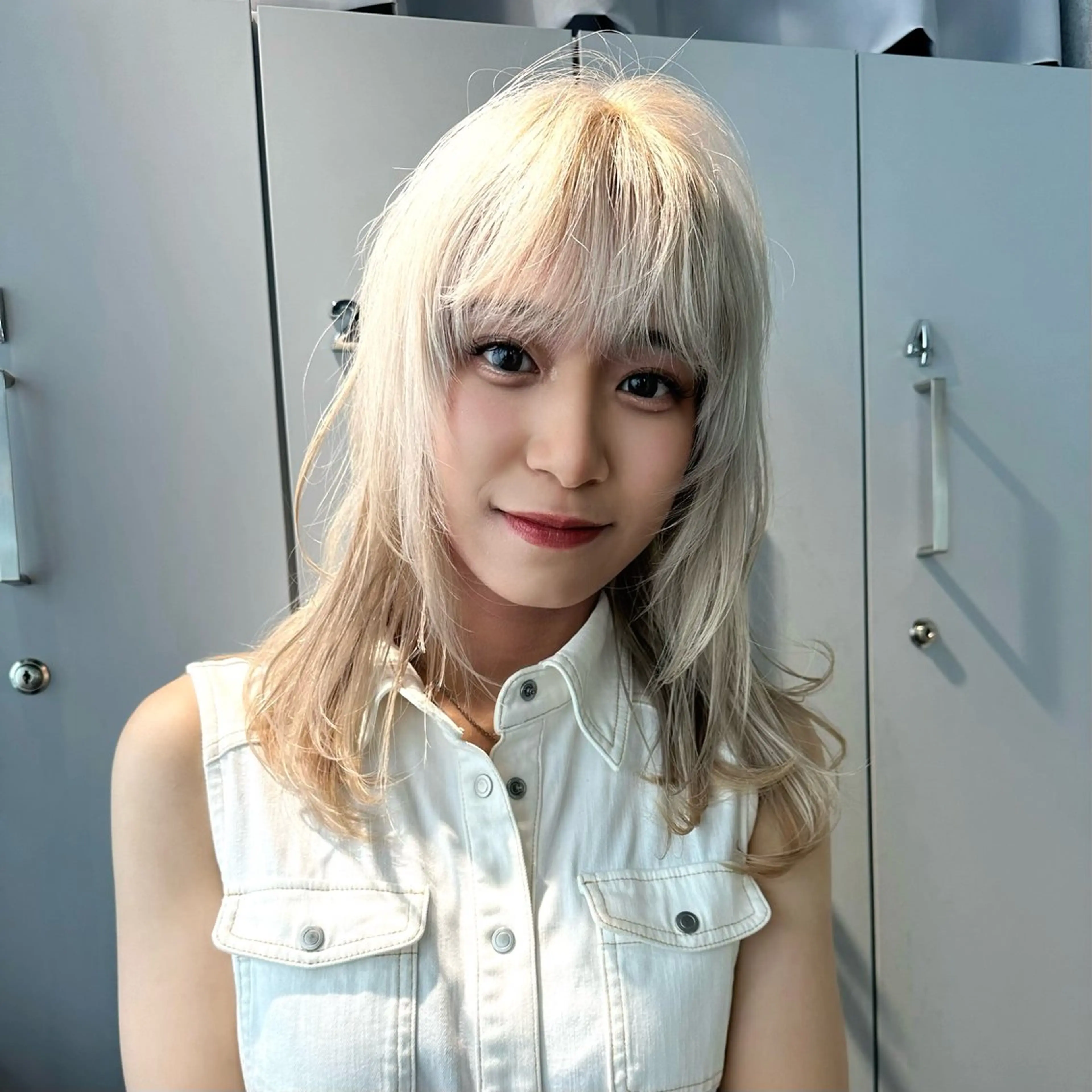 セミロング カラー カット ヘアカラー トリートメント ケアブリーチ特化✨/ 艶カラー/エクステのヘアスタイル