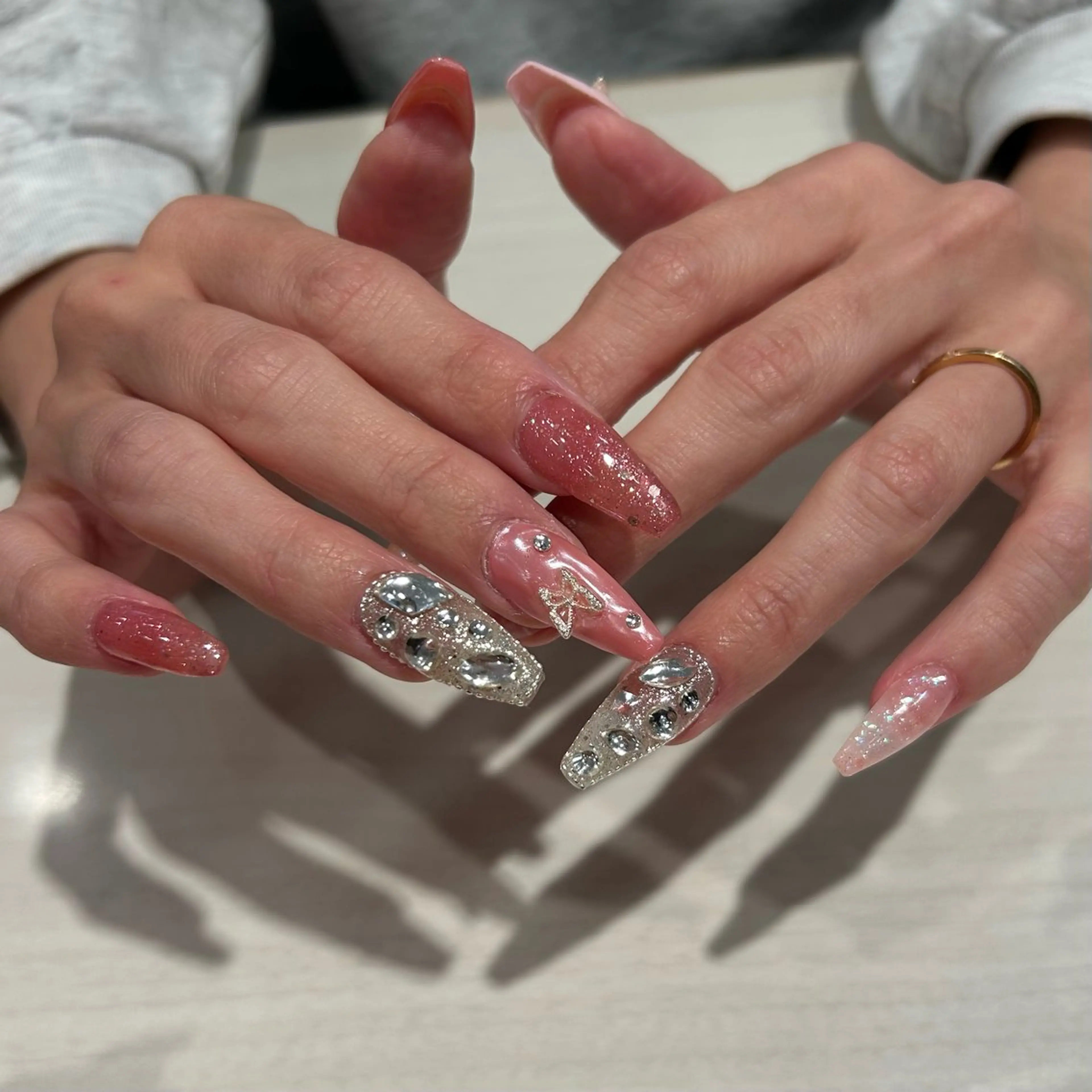 ネイル 長さ出し 持ち込み Allure 小山店 結咲(ゆいさ)のネイルデザイン