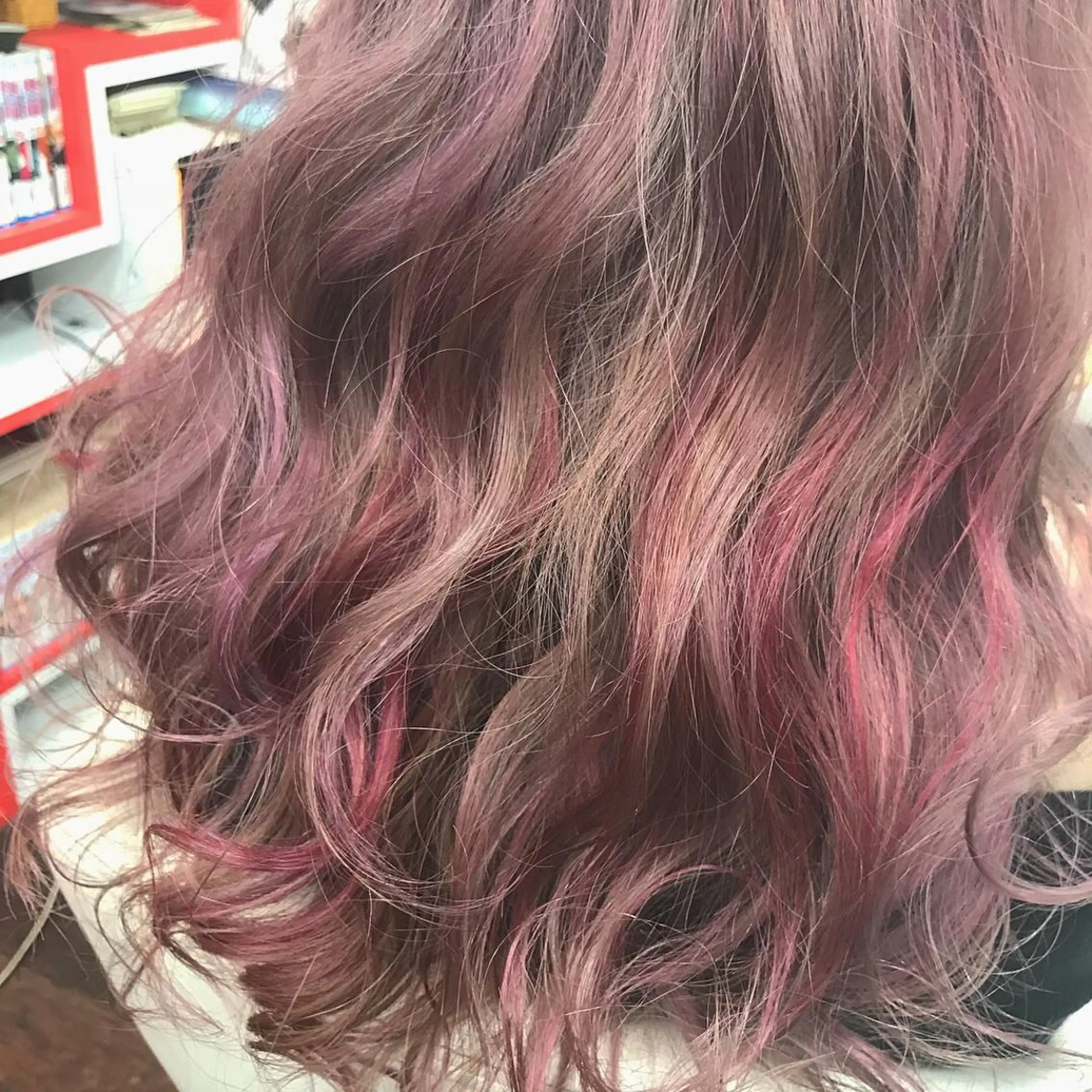 ロング カラー オーストヘアー ミコ所属・岩谷/ブリーチ 🪽透明感カラーのヘアスタイル