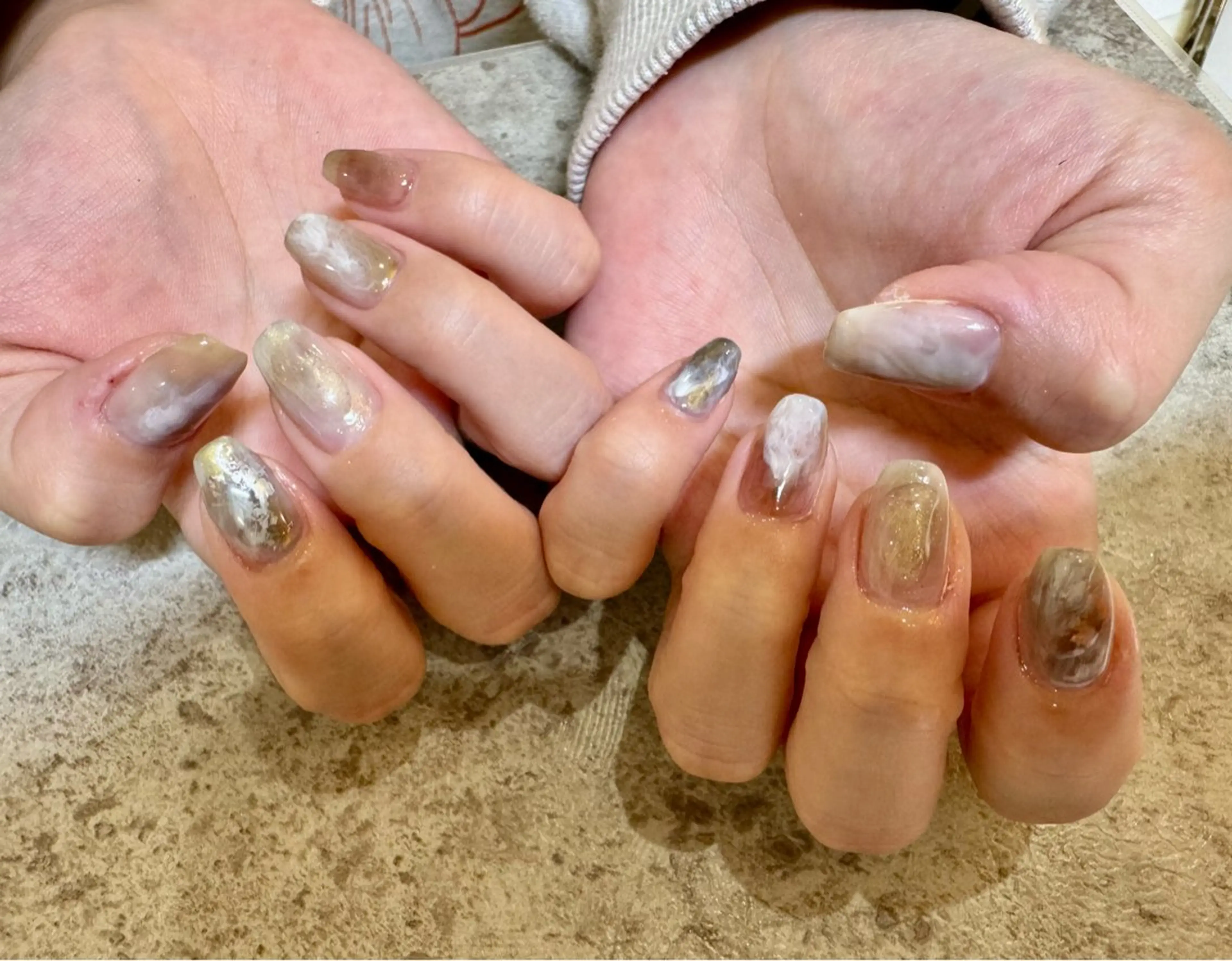 ネイル ハンドネイル nailist kanae🦖のネイルデザイン