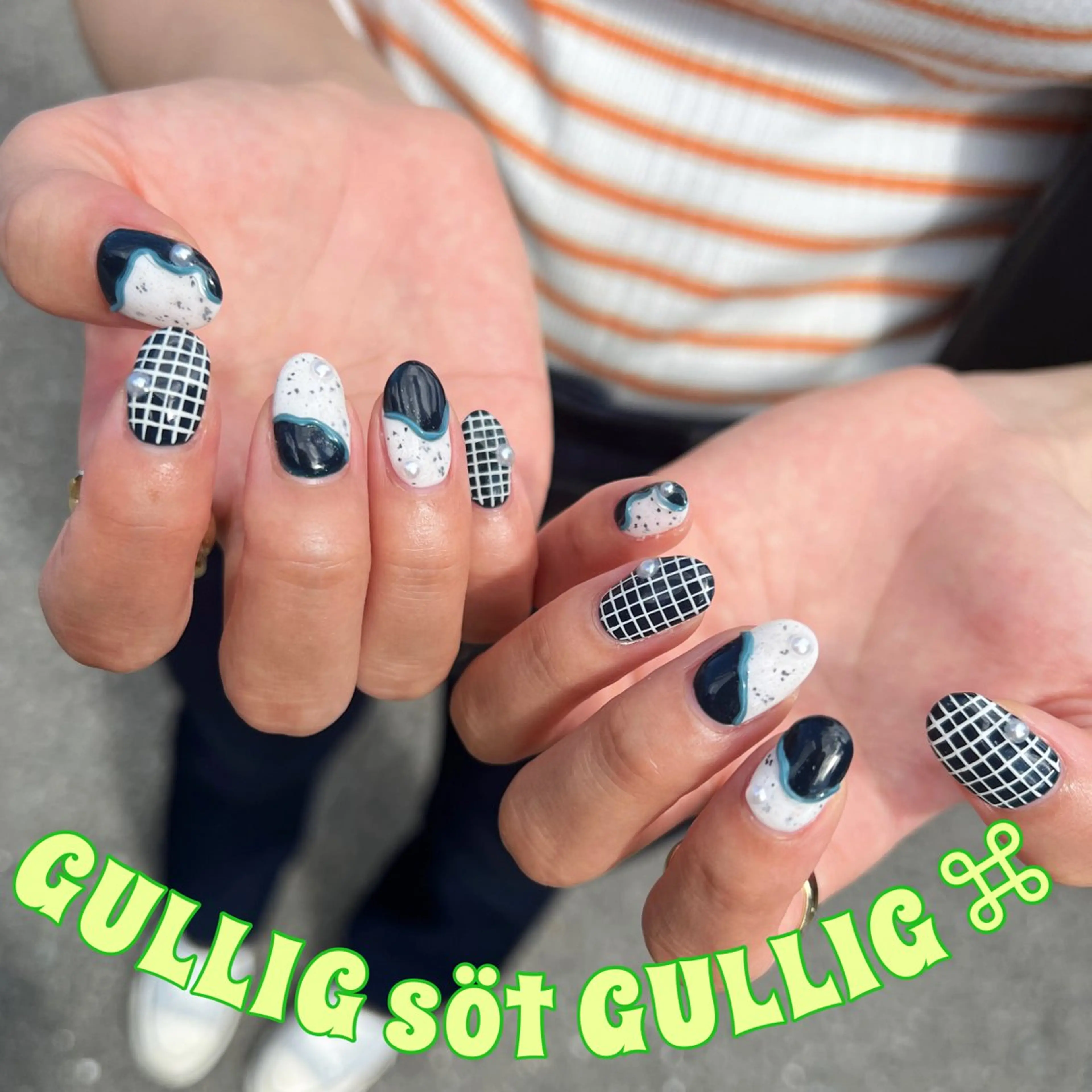 ネイル ハンドネイル フットネイル GULLIG söt GULLIGのネイルデザイン