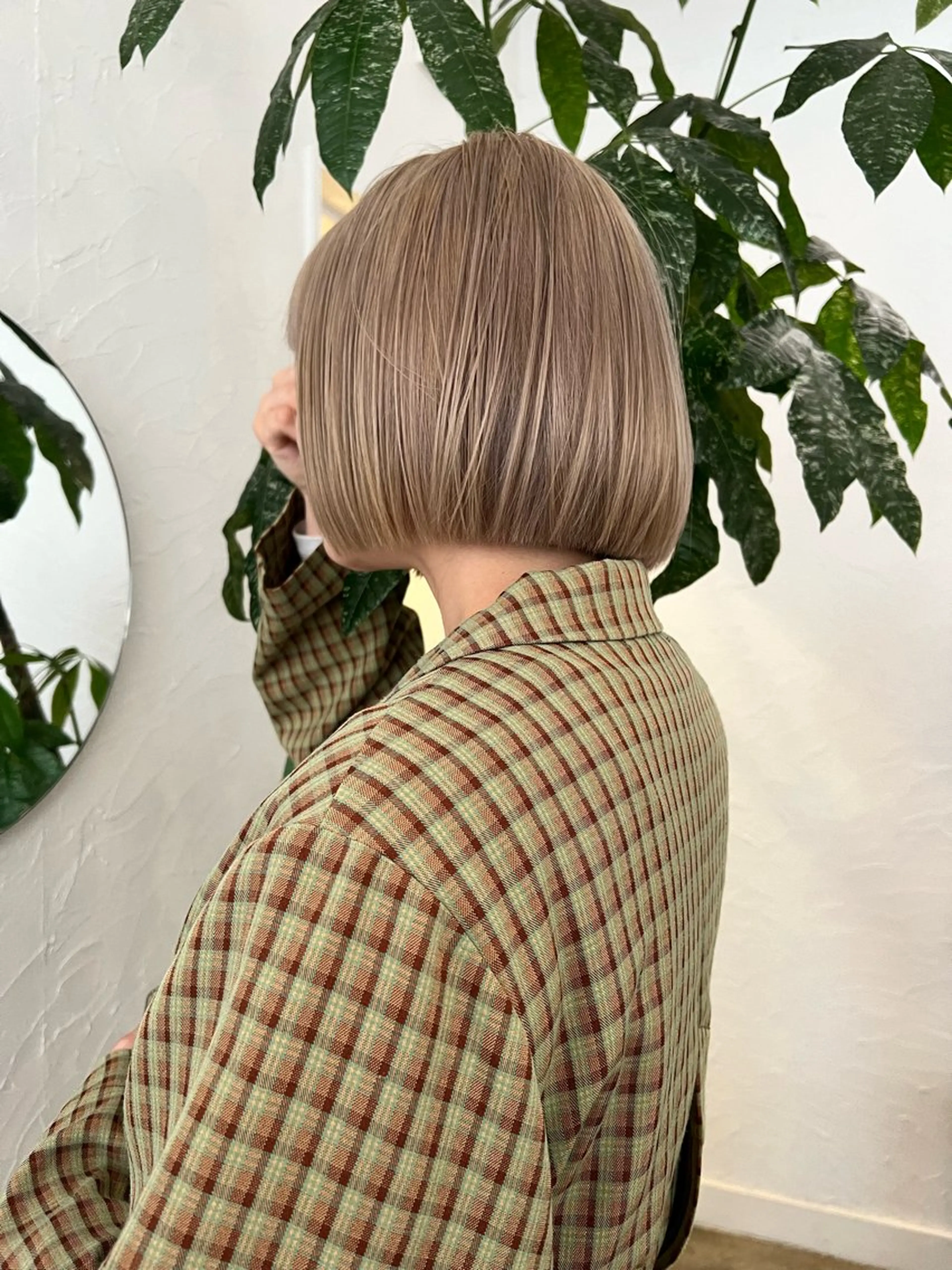 ミディアム カラー 藤原 怜央のヘアスタイル