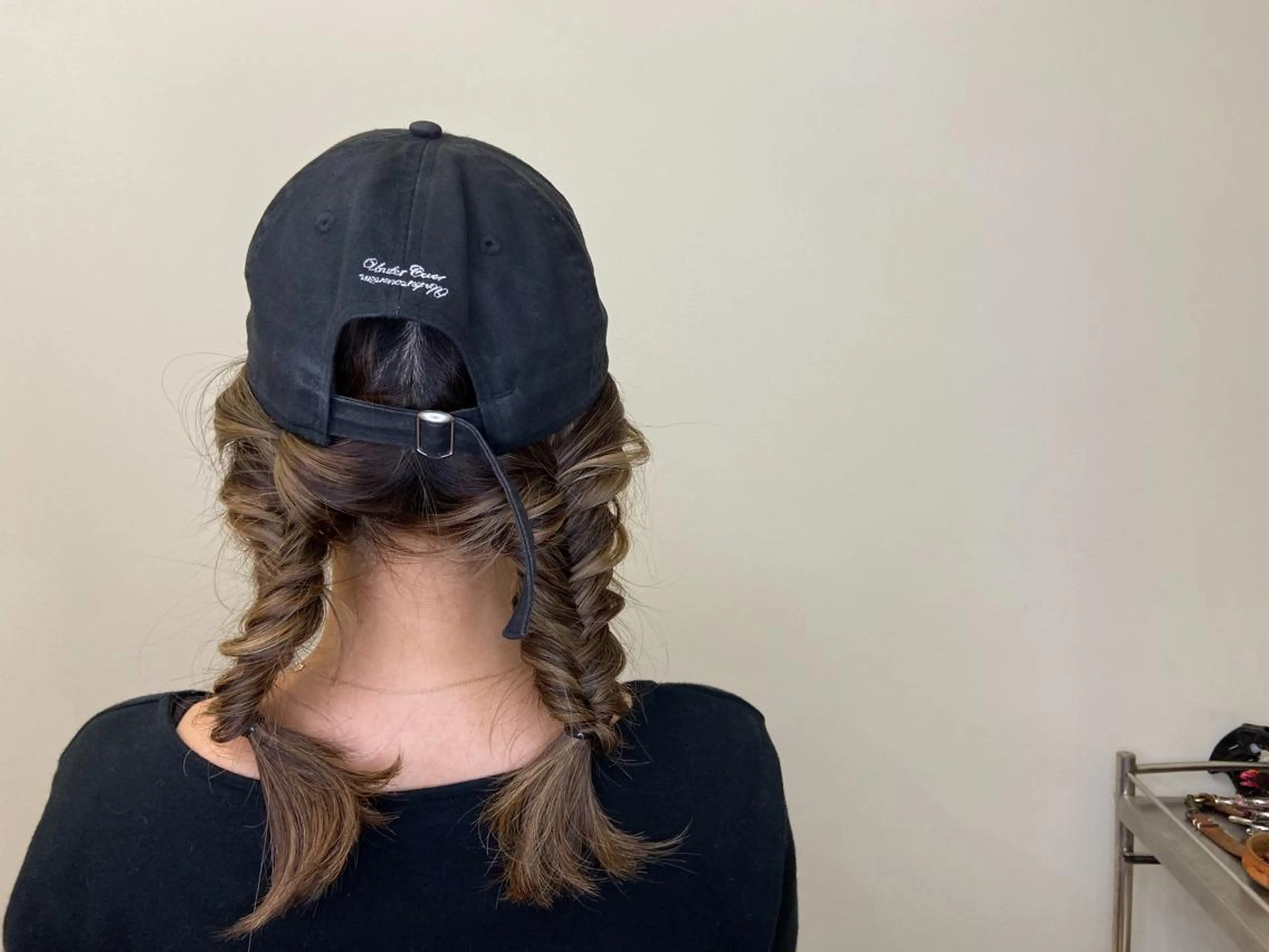 ミディアム ハイライト 峯 志帆のヘアスタイル