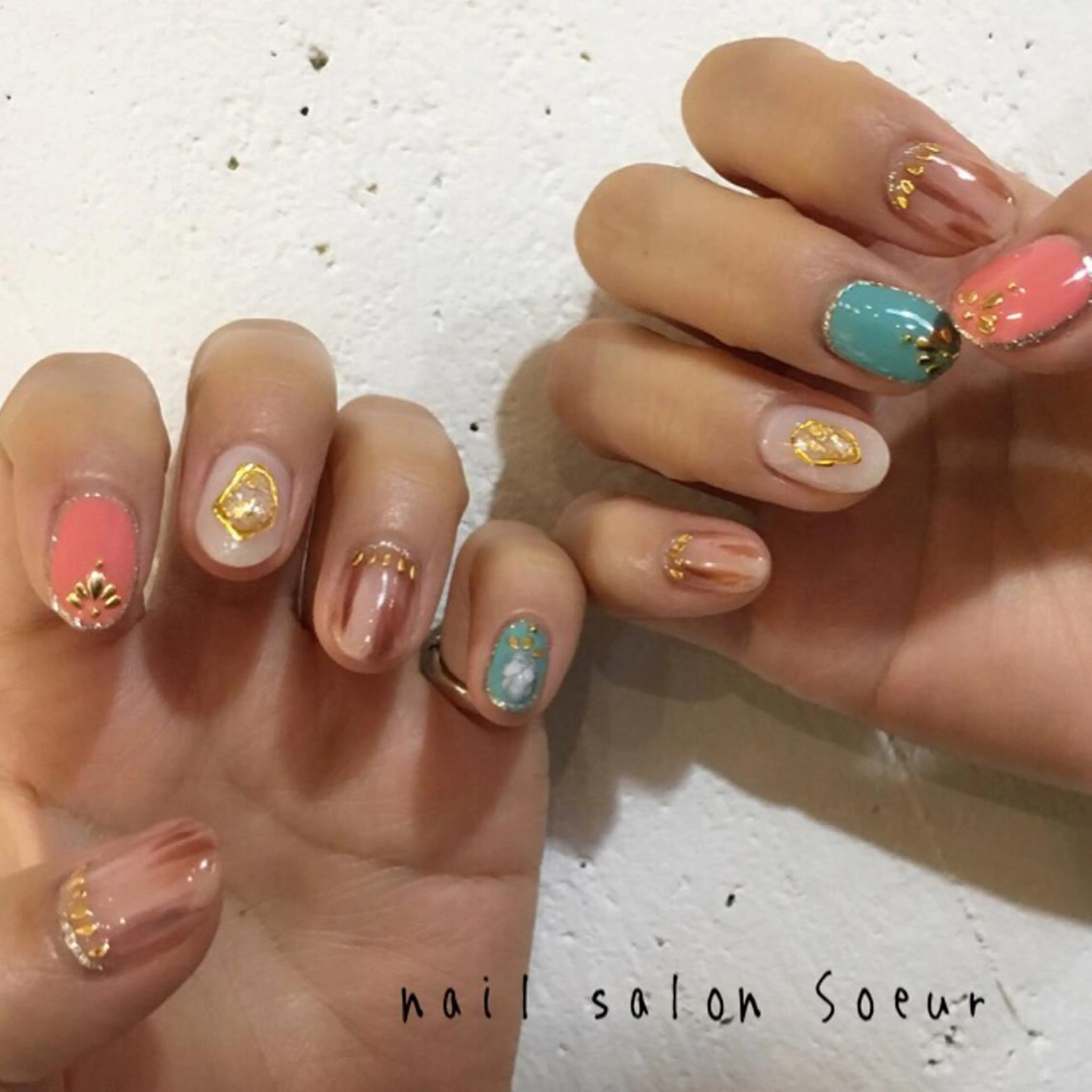 ネイル アートネイル ブルー ジェルネイル ピンク ショートネイル ハンドネイル nail salon Soeurのネイルデザイン