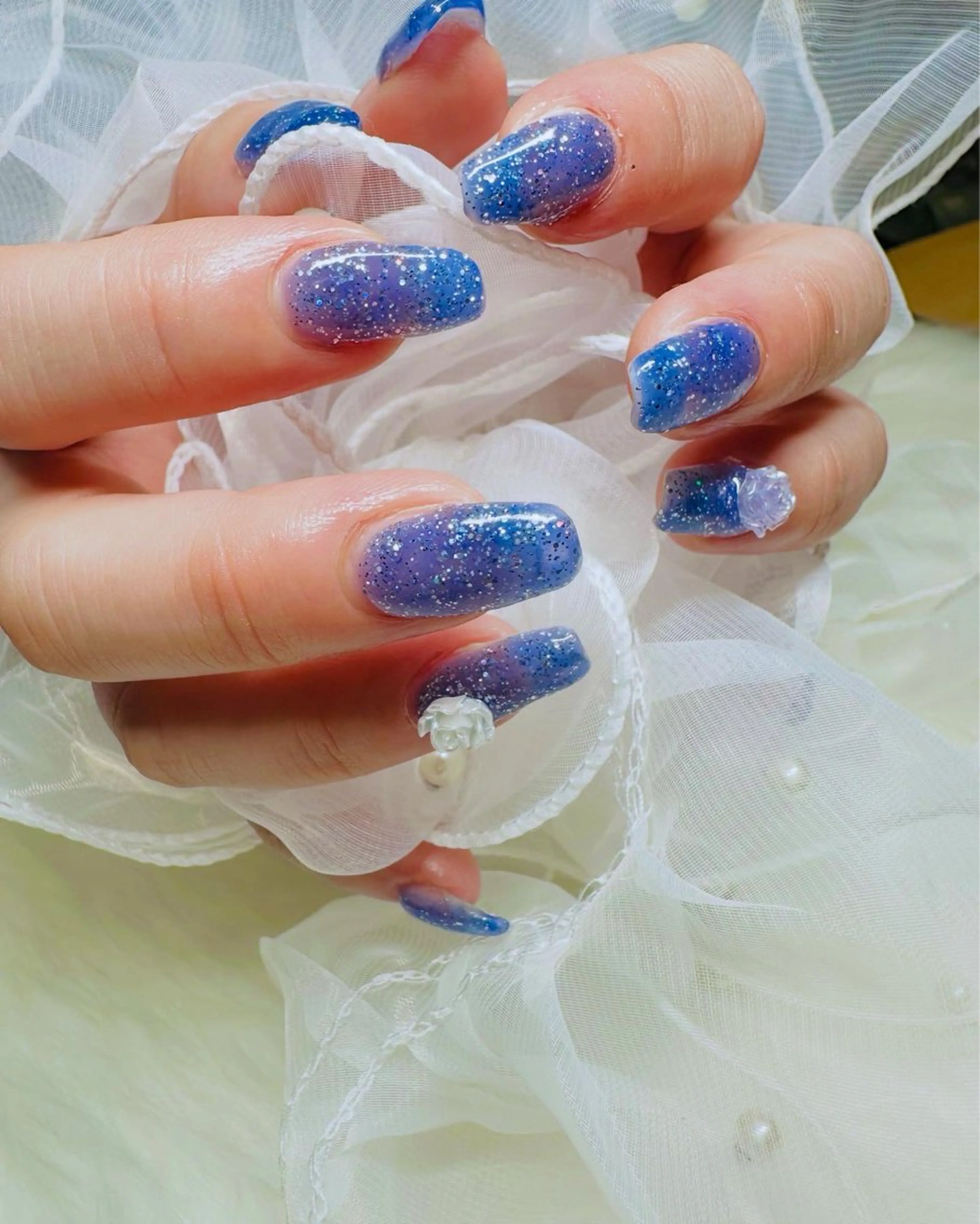 ネイル ラメ(グリッター) ネイビー ハンドネイル 田端 笑理菜のネイルデザイン