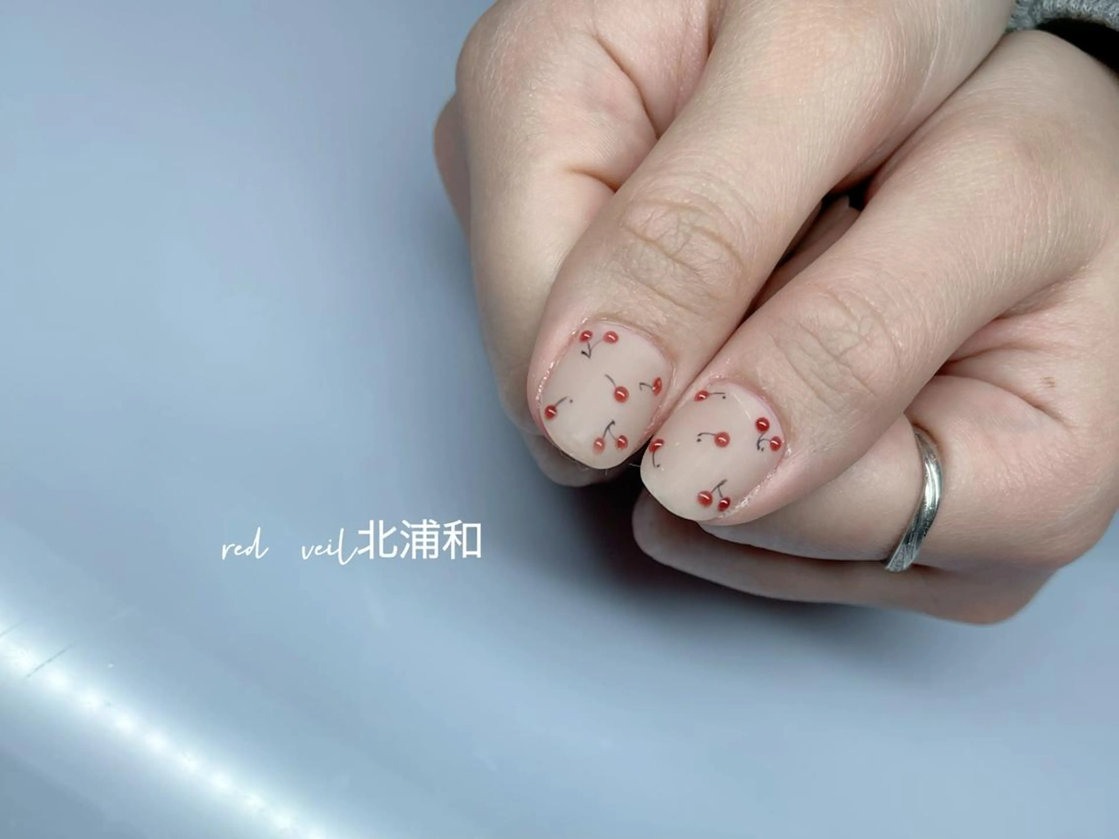 ミディアム ネイル ハンドネイル 長さ出し専門 nynaのネイルデザイン