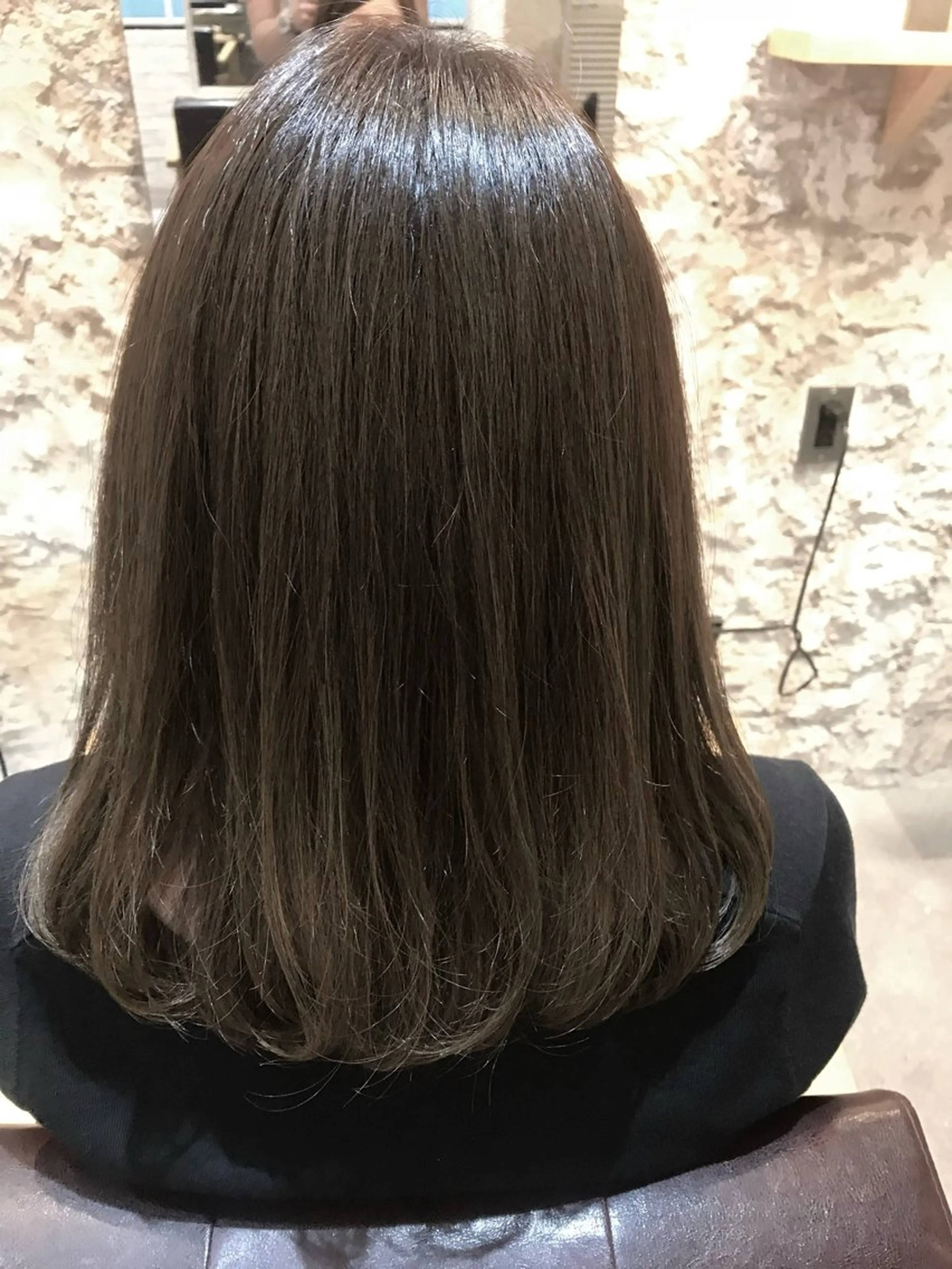 ミディアム カラー AUBE hair ales福岡平尾店所属・塚本 昂のヘアスタイル