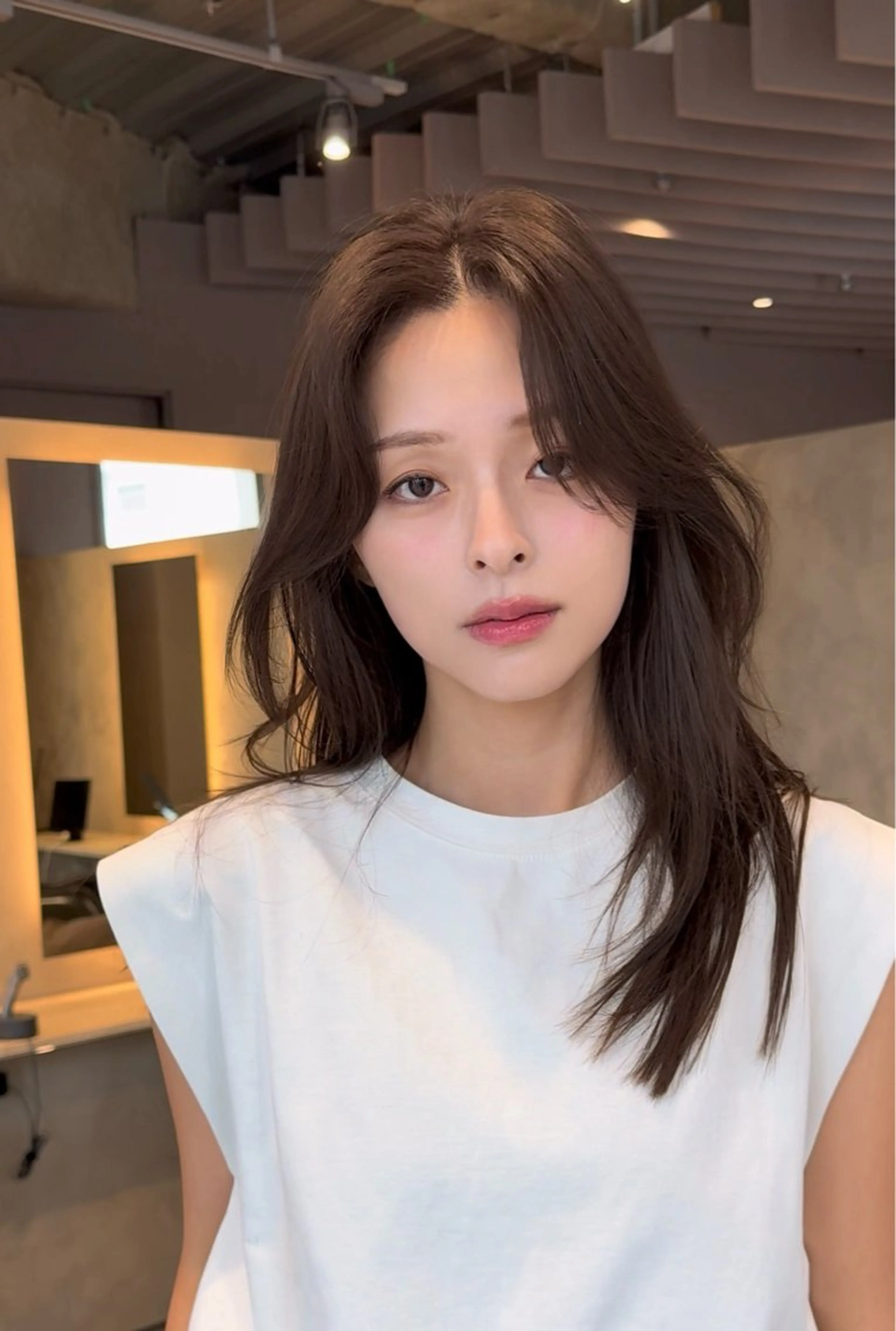 セミロング レイヤーカット LEANE THE TOKYO所属・大人レイヤー 🍃外苑前/荒谷進介のヘアスタイル