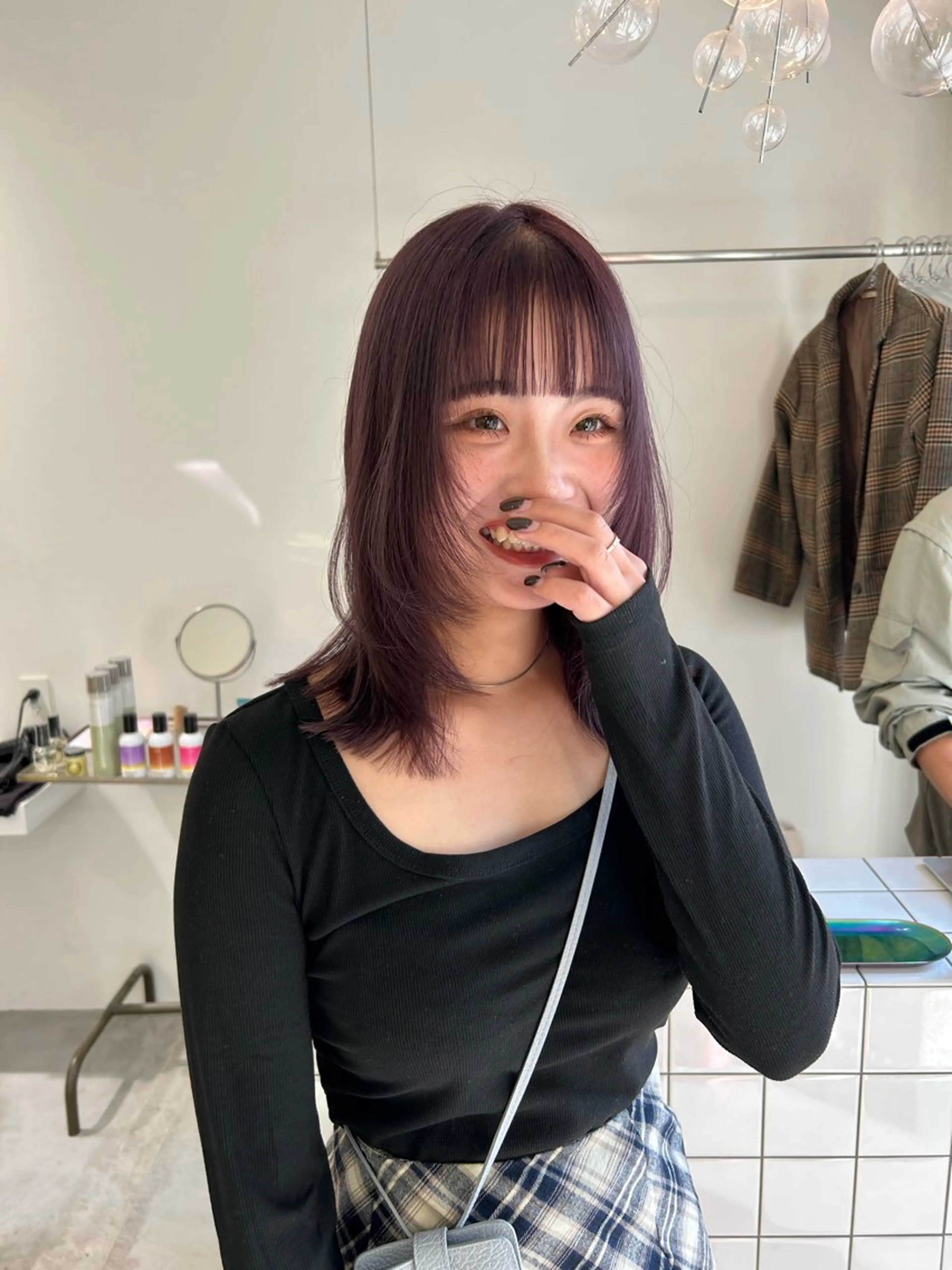 ミディアム カラー レイヤーカット Koto🌿 ブリーチなしカラーのヘアスタイル