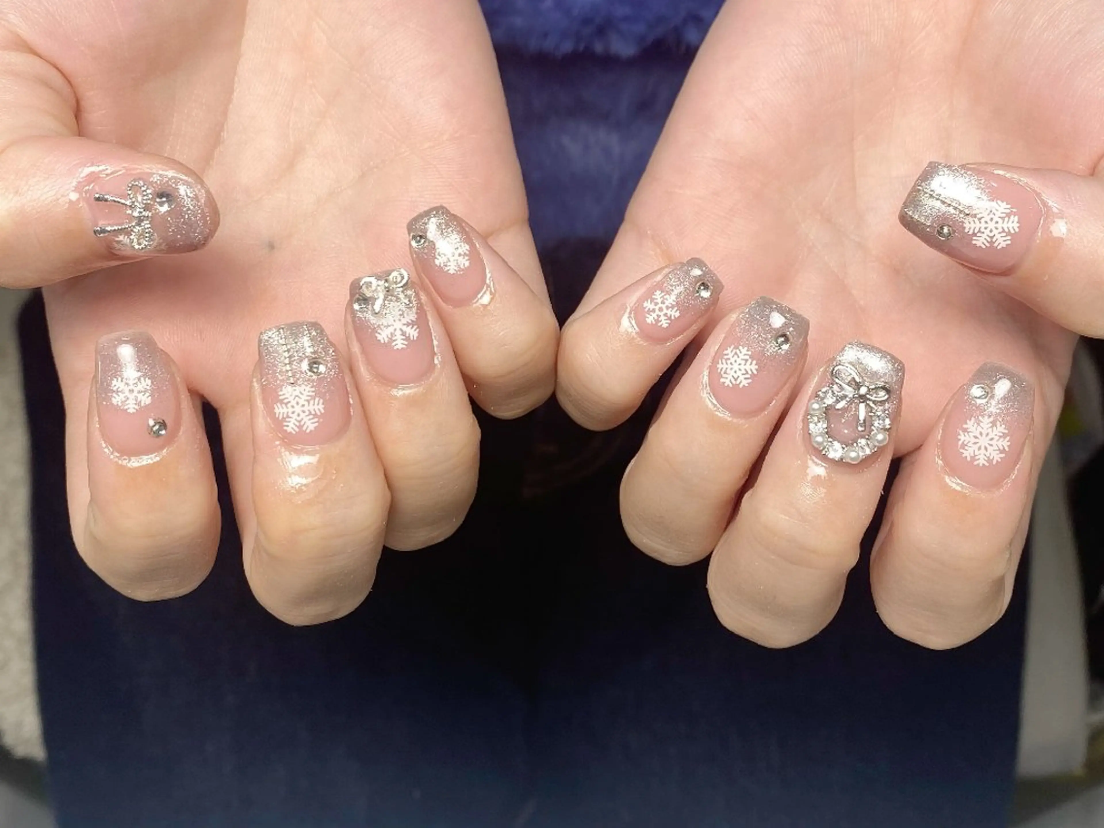 ネイル チークネイル 長さ出し フレンチネイル ジェルネイル ガラスフレンチ ハンドネイル UM Nail Salonのネイルデザイン