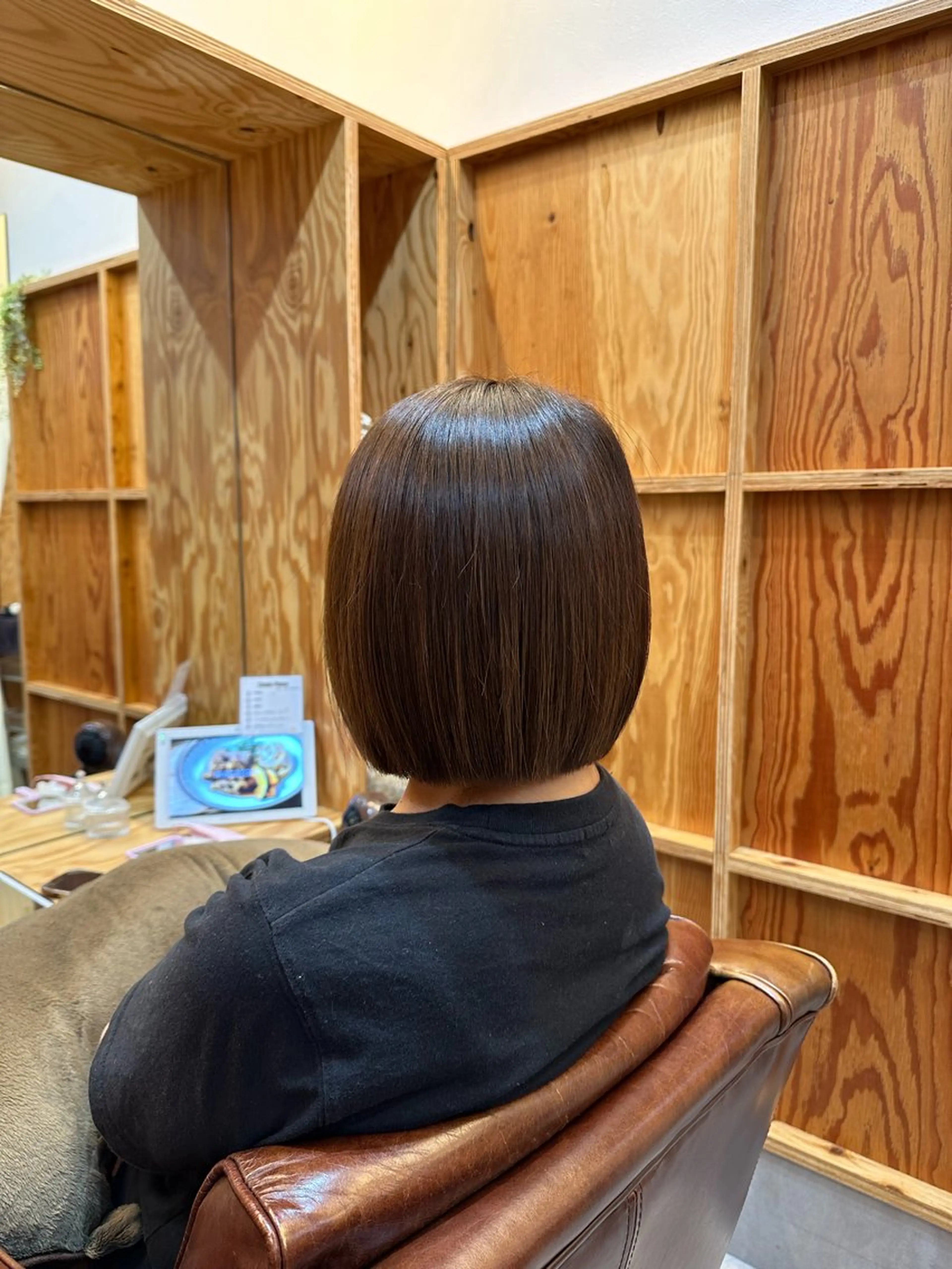 adorable 長谷川実夢のヘアスタイル